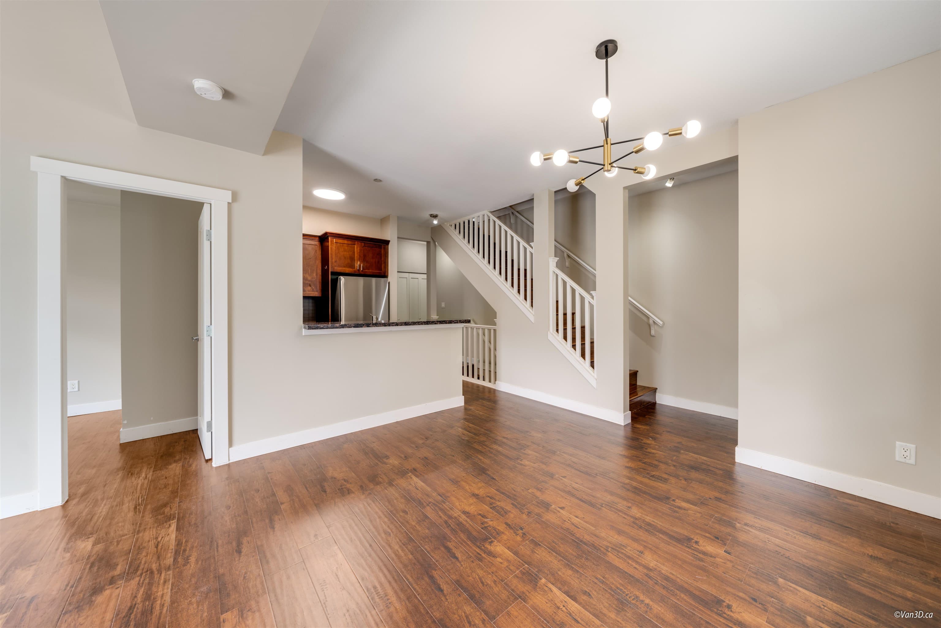 18 - 7388 Macpherson Avenue, Burnaby, V5J 0A1 — photo 5