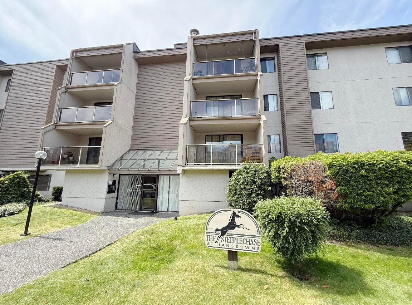 209 - 5411 Arcadia Road, Richmond, V6X 2H1 — photo 1
