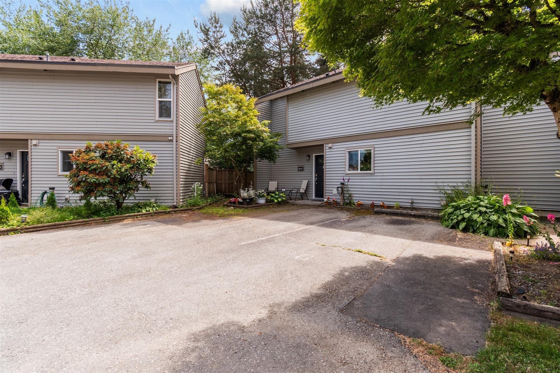 6217 E Greenside Drive, Surrey