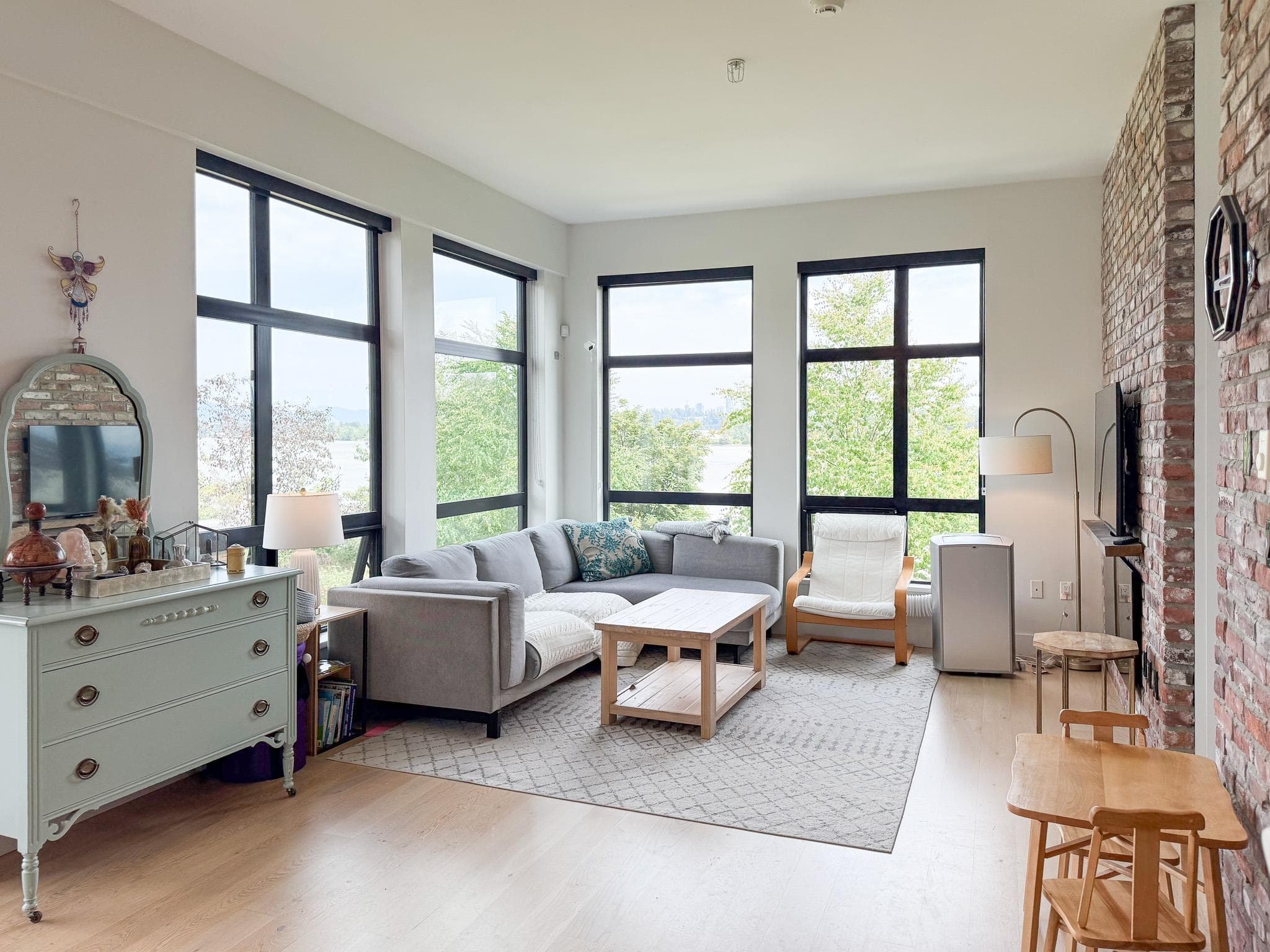 206 - 220 Salter Street, New Westminster, V3M 0H4 — photo 4