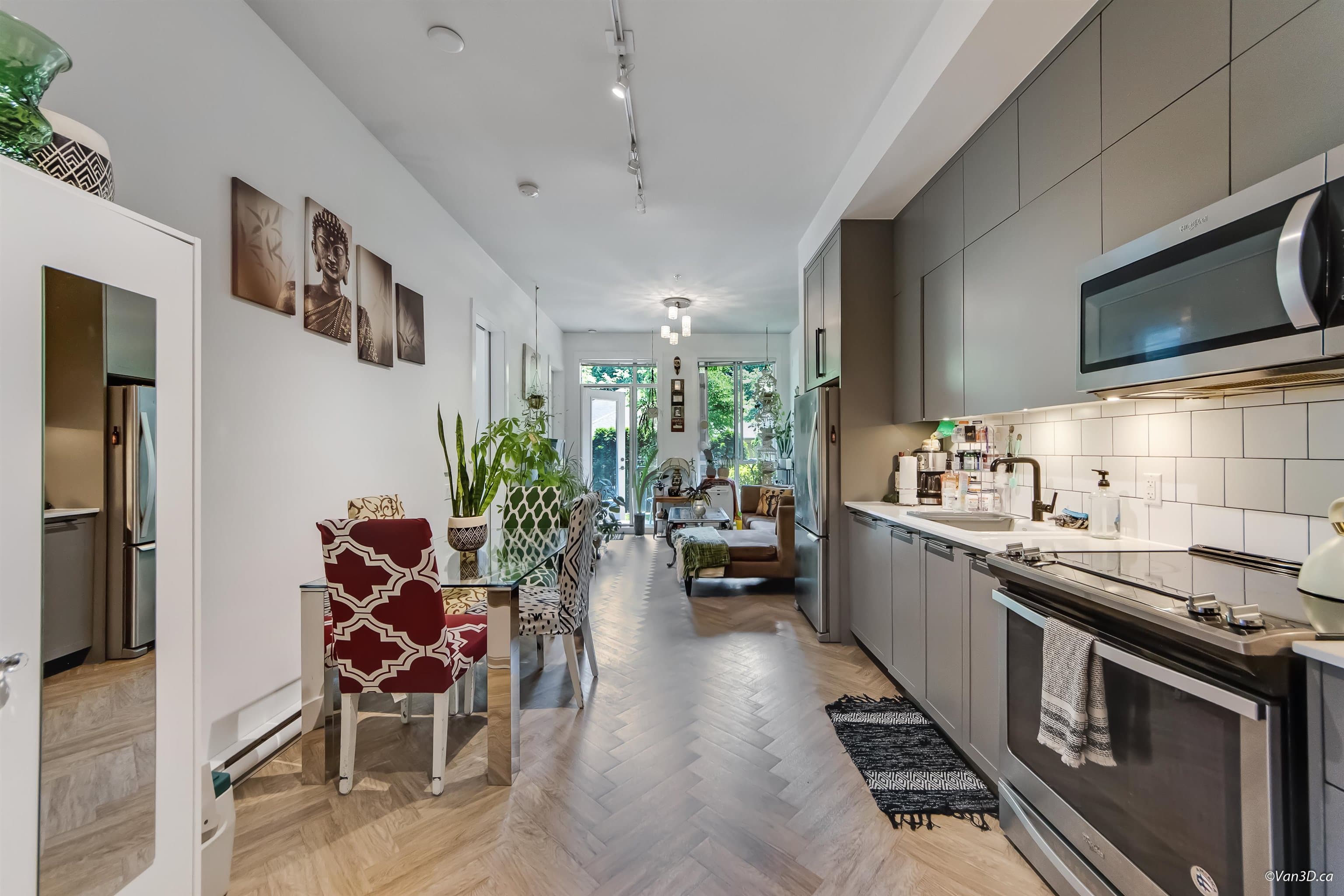 125 - 14968 101a Avenue, Surrey, V3R 0E8 — photo 3