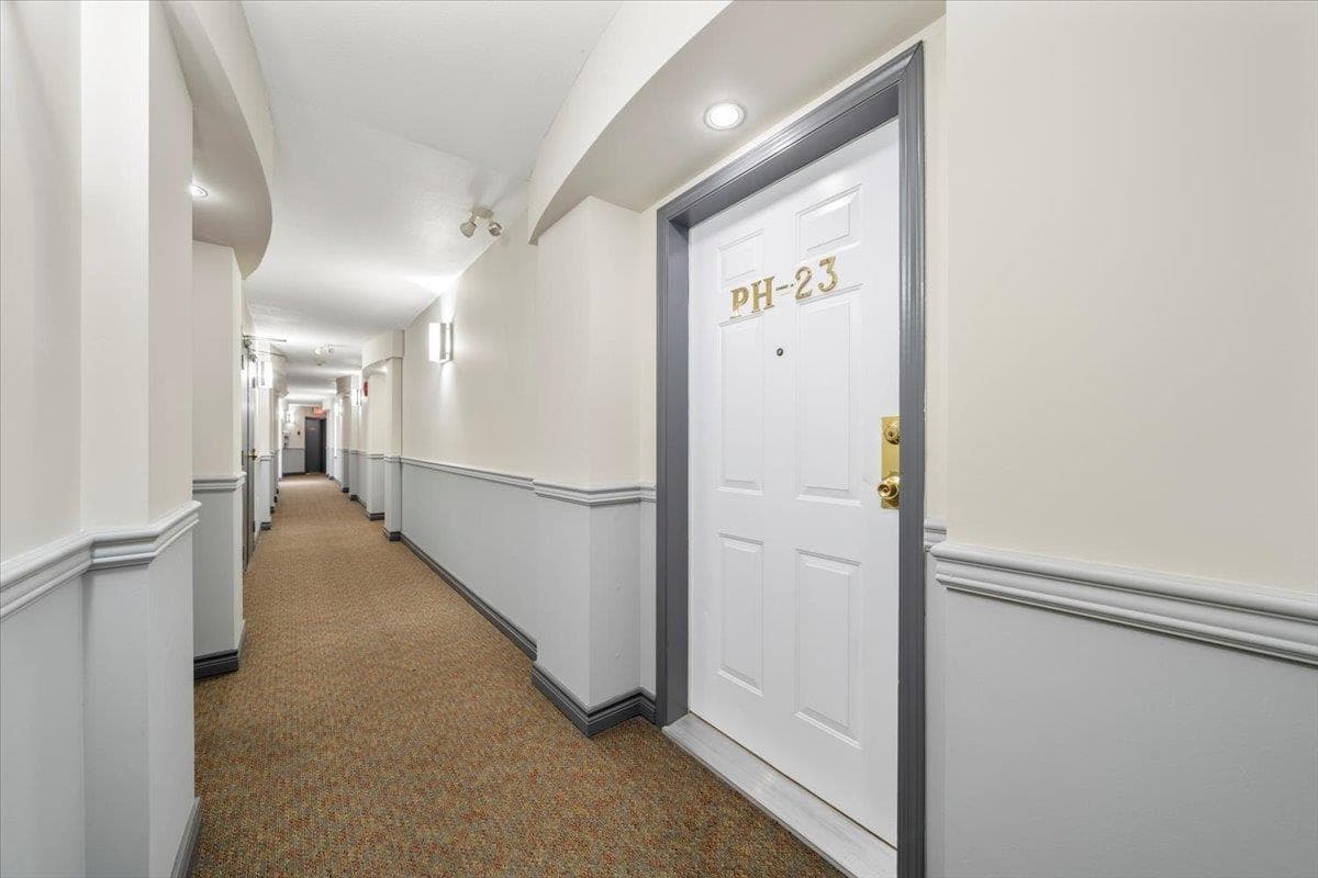 PH23 - 760 Kingsway, Vancouver, V5V 3C1 — photo 4