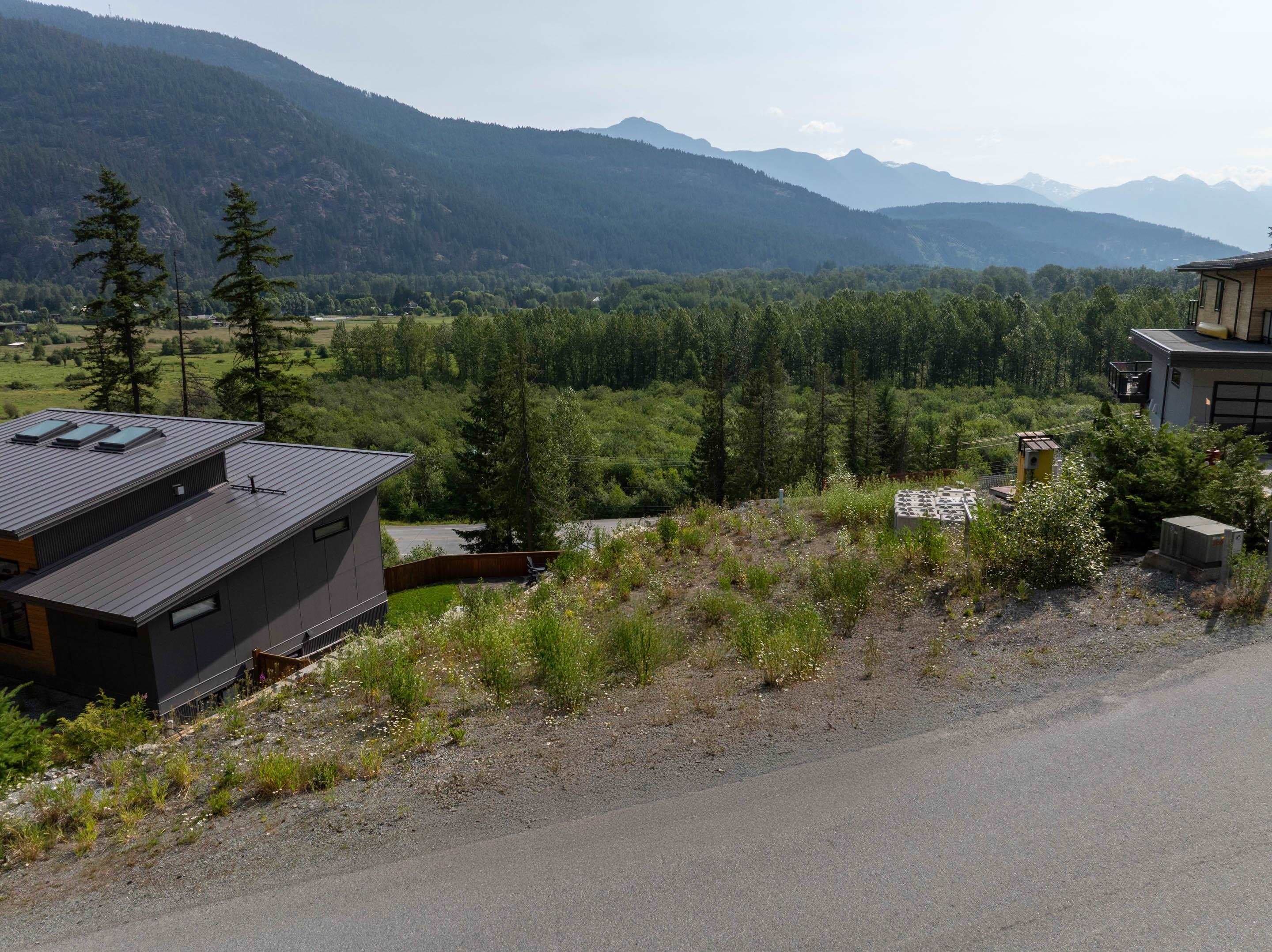 1303 Eagle Drive, Pemberton