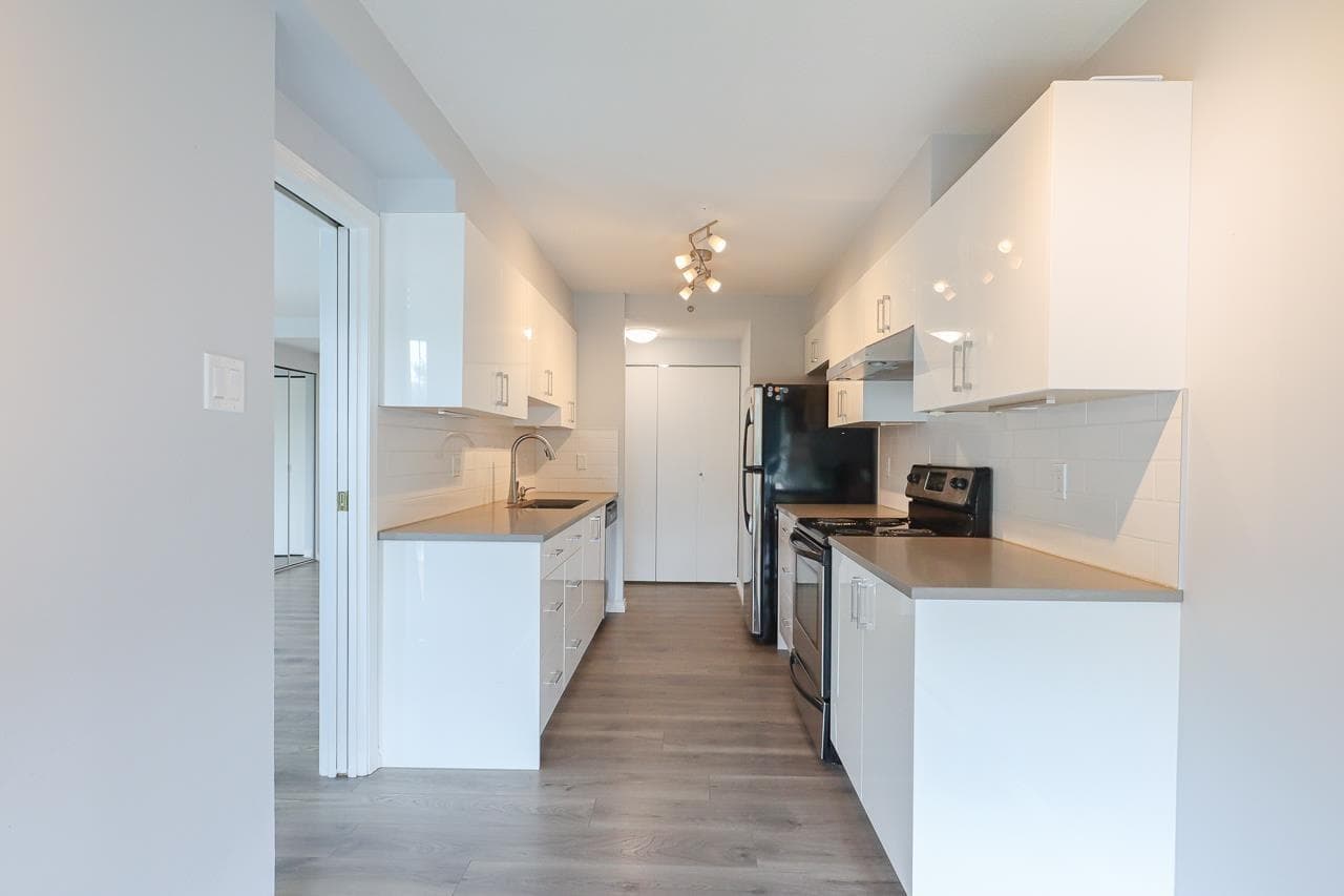 705 - 14820 104 Avenue, Surrey