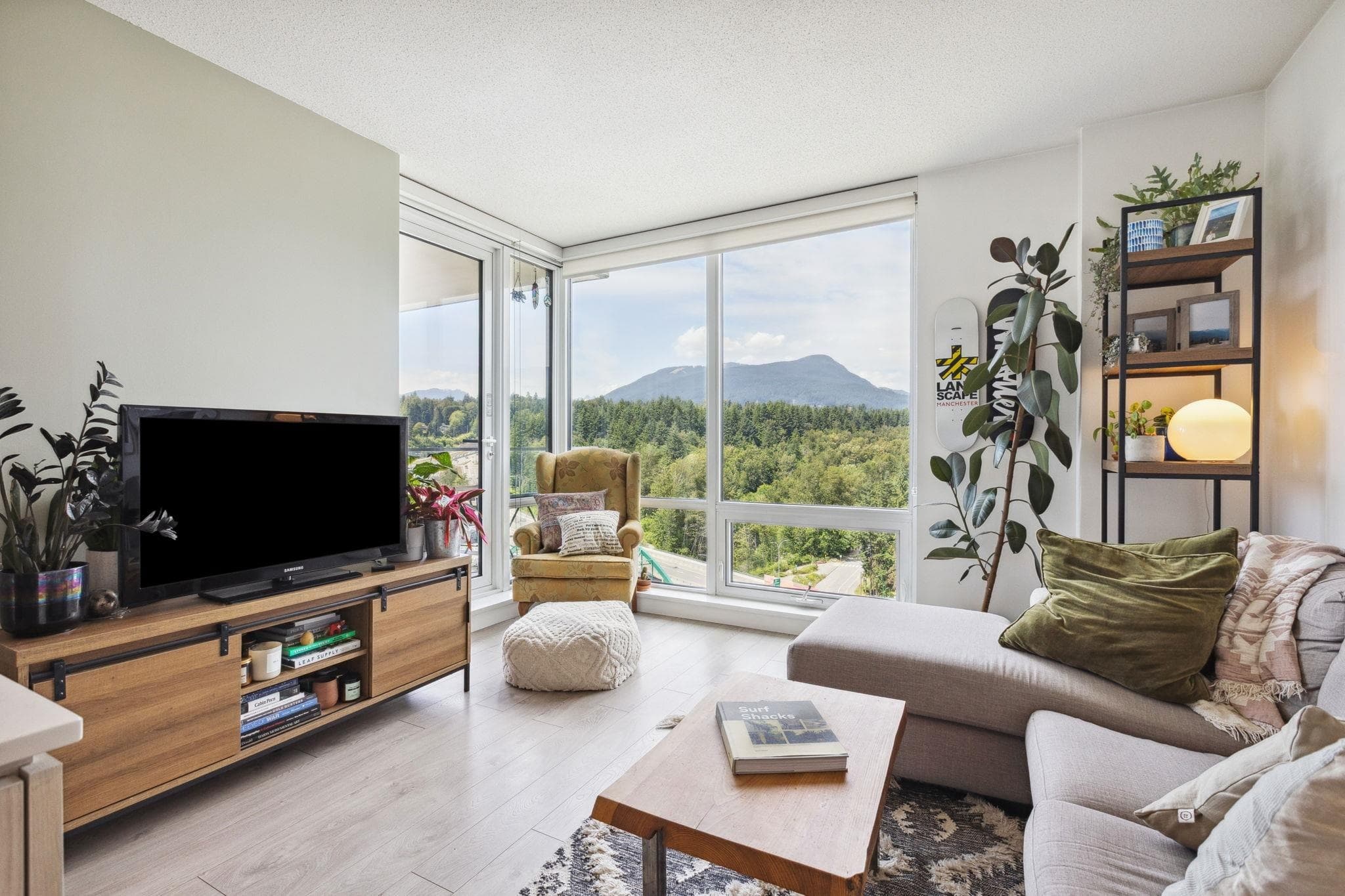 1608 - 680 Seylynn Crescent, North Vancouver, V7J 0B5 — photo 3