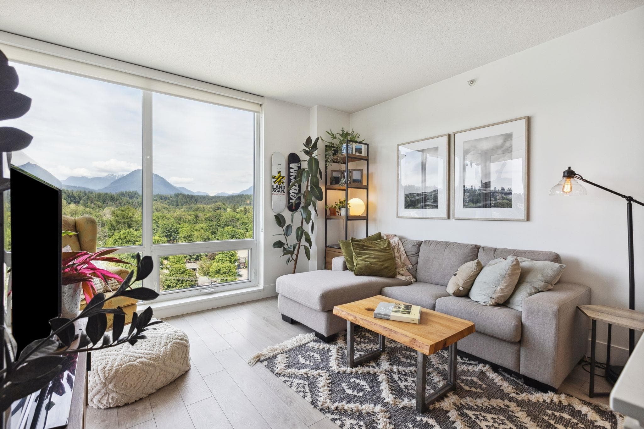 1608 - 680 Seylynn Crescent, North Vancouver, V7J 0B5 — photo 4