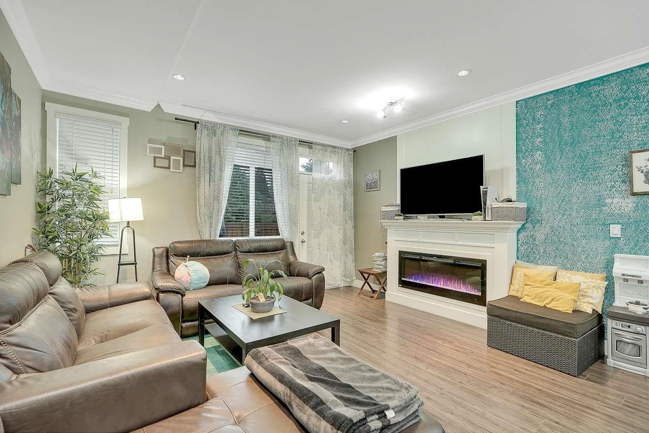 23 - 13670 62 Avenue, Surrey, V3X 0H8 — photo 2