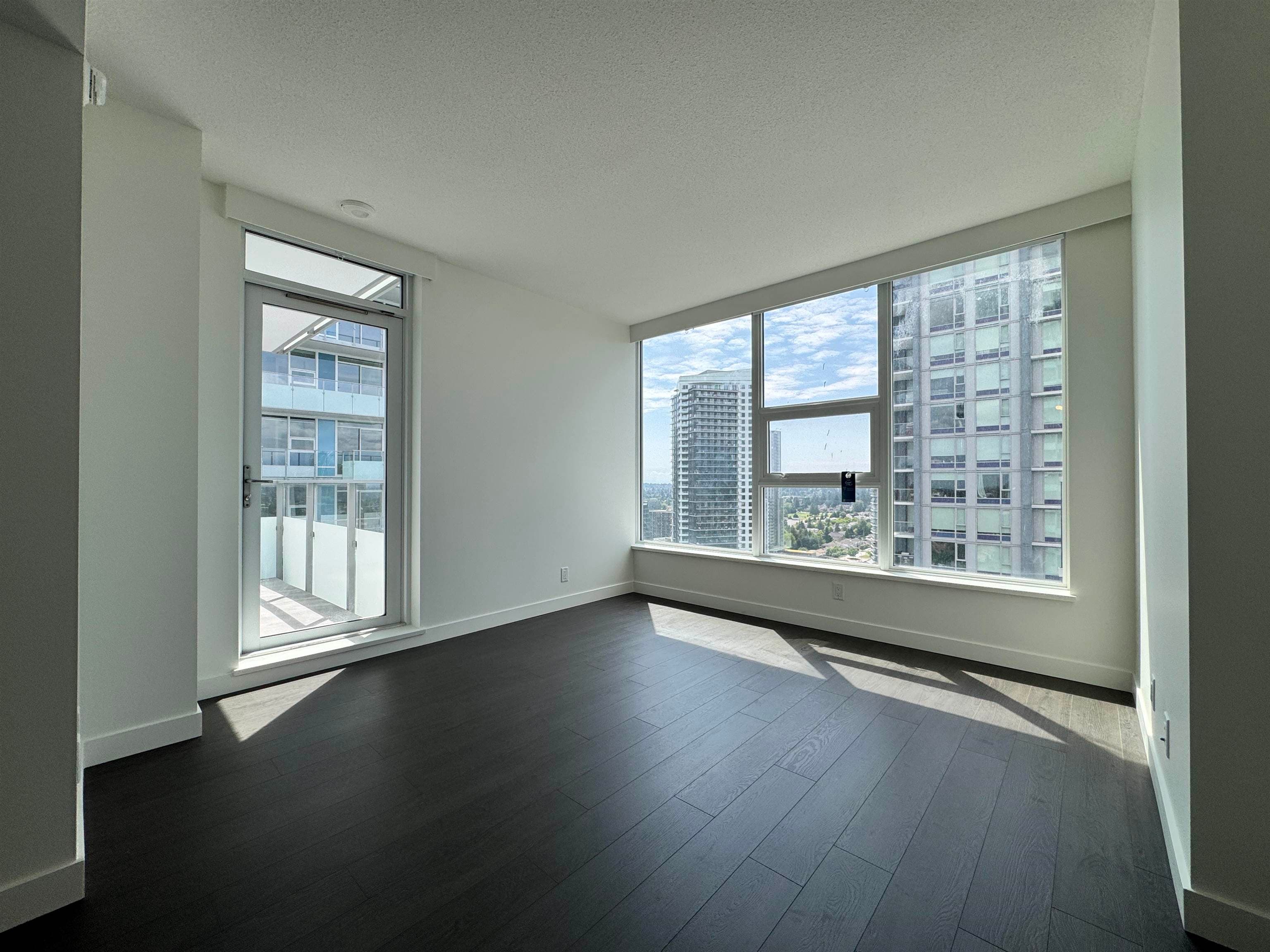 2707 - 13778 100 Avenue, Surrey, V3T 0V3 — photo 5