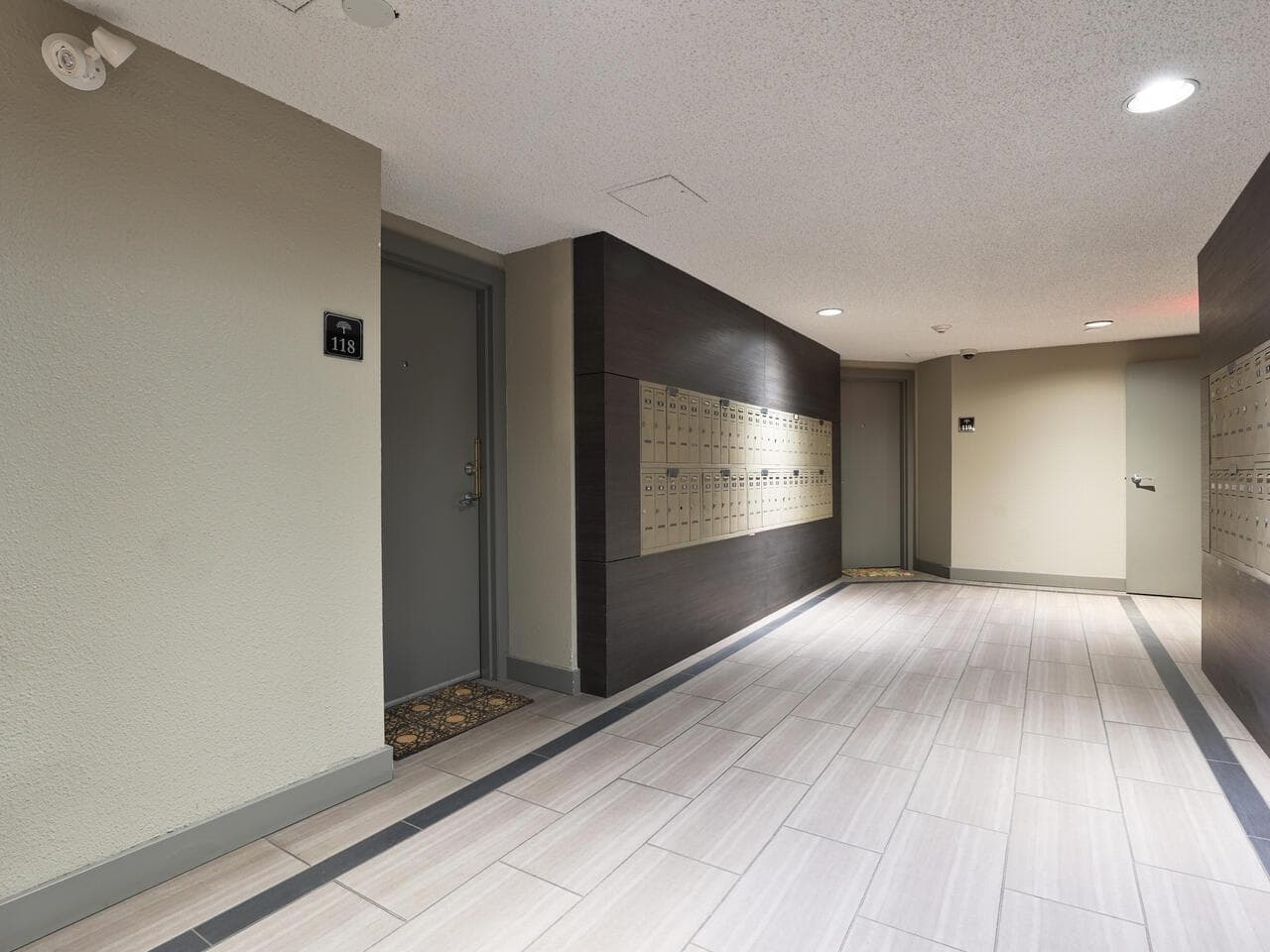 118 - 9847 Manchester Drive, Burnaby, V3N 4P4 — photo 4