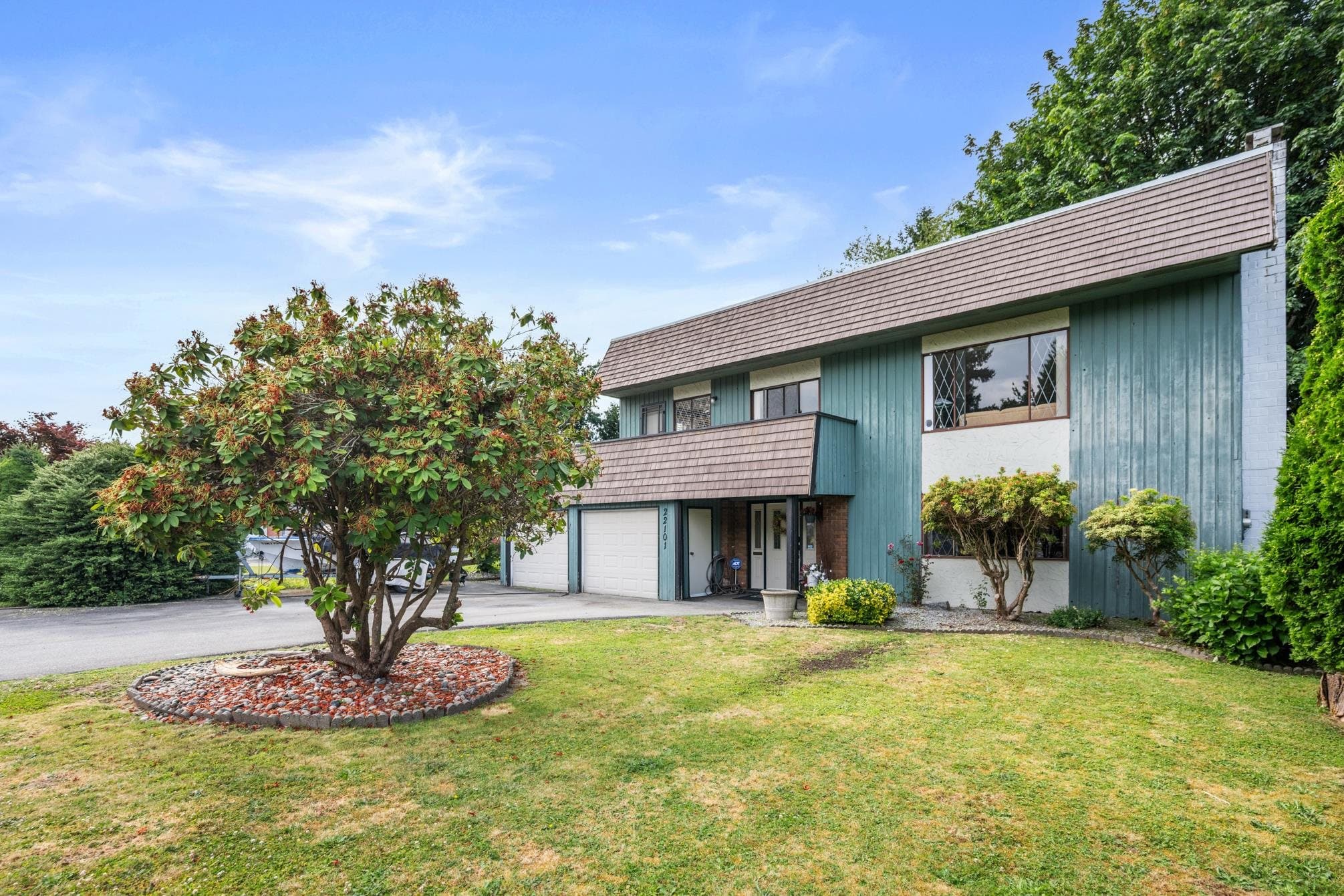 22101 Canuck Crescent, Maple Ridge, V2X 4G1 — photo 2