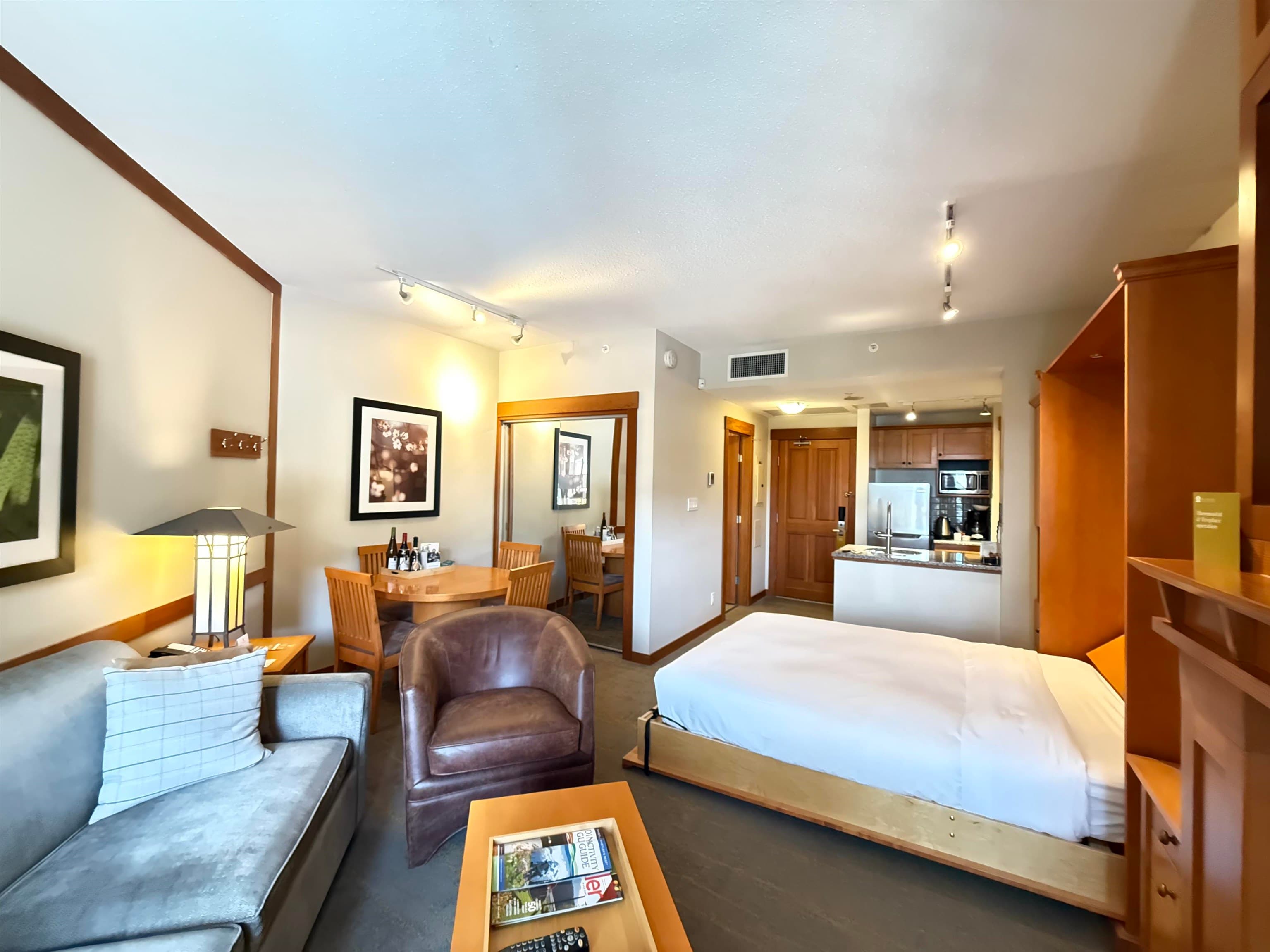 620 - 4320 Sundial Crescent, Whistler, V8E 1G6 — photo 4
