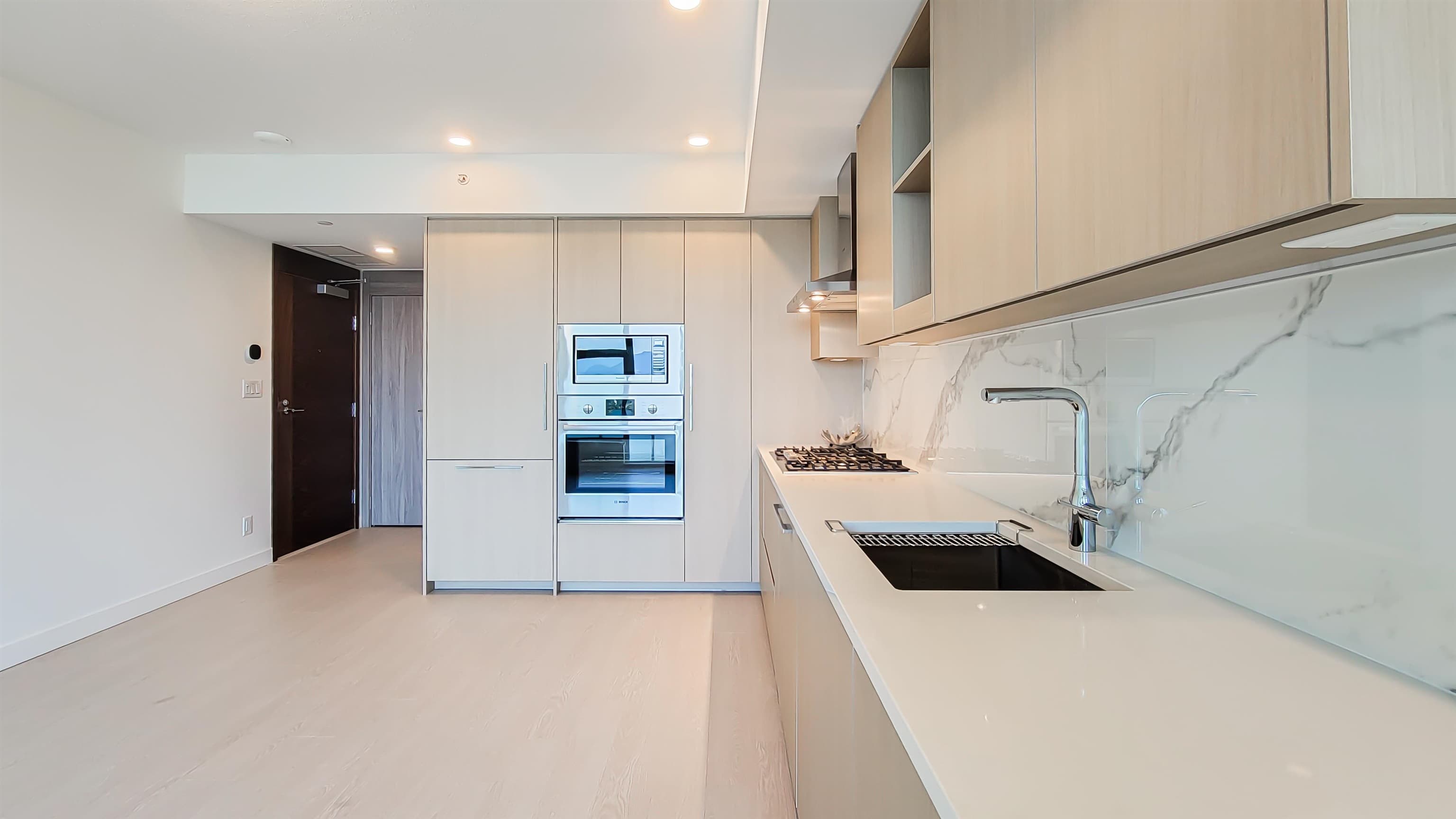 2109 - 13768 100 Avenue, Surrey, V3T 0V2 — photo 3