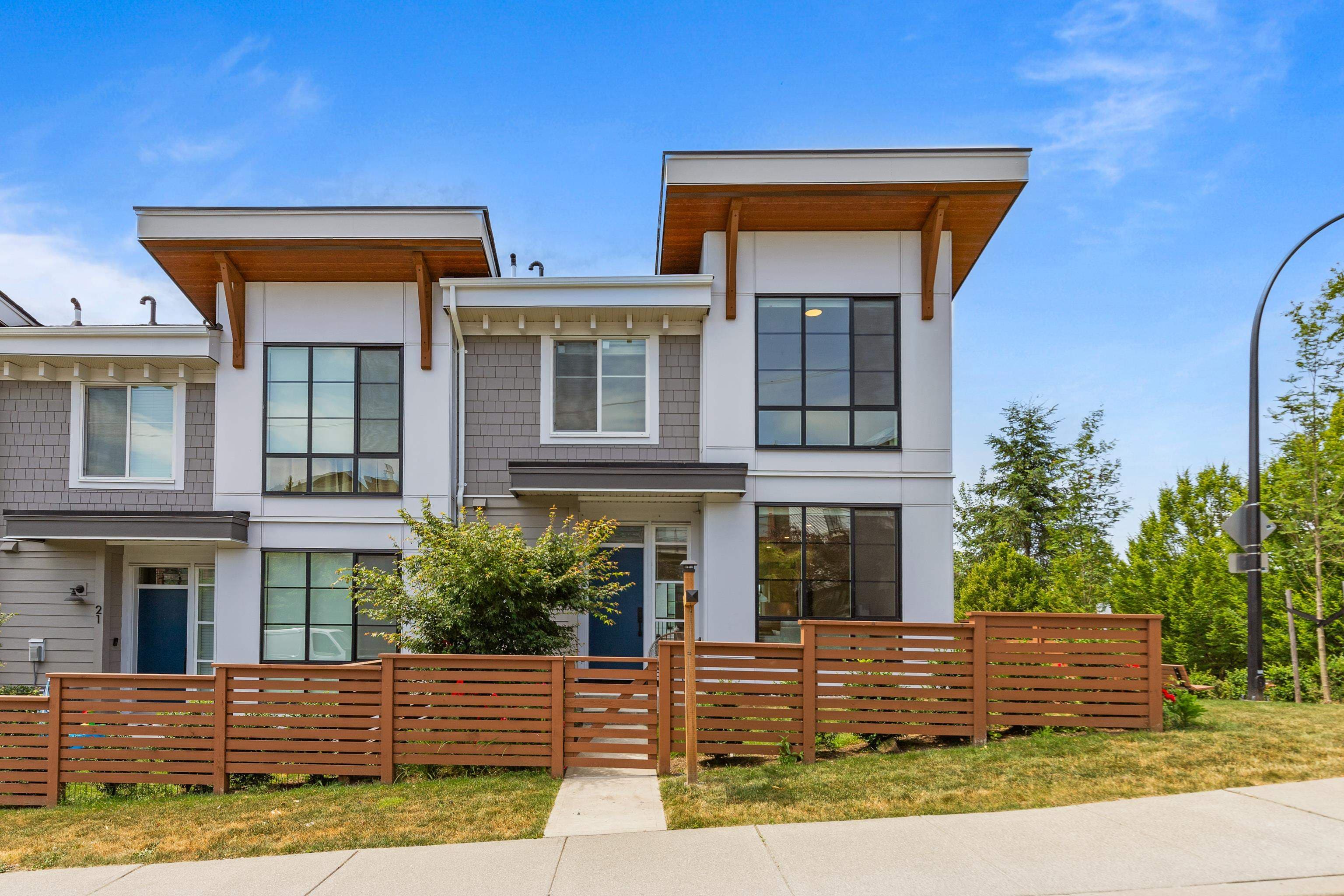 22 - 23183 136 Avenue, Maple Ridge, V4R 0H9 — photo 2