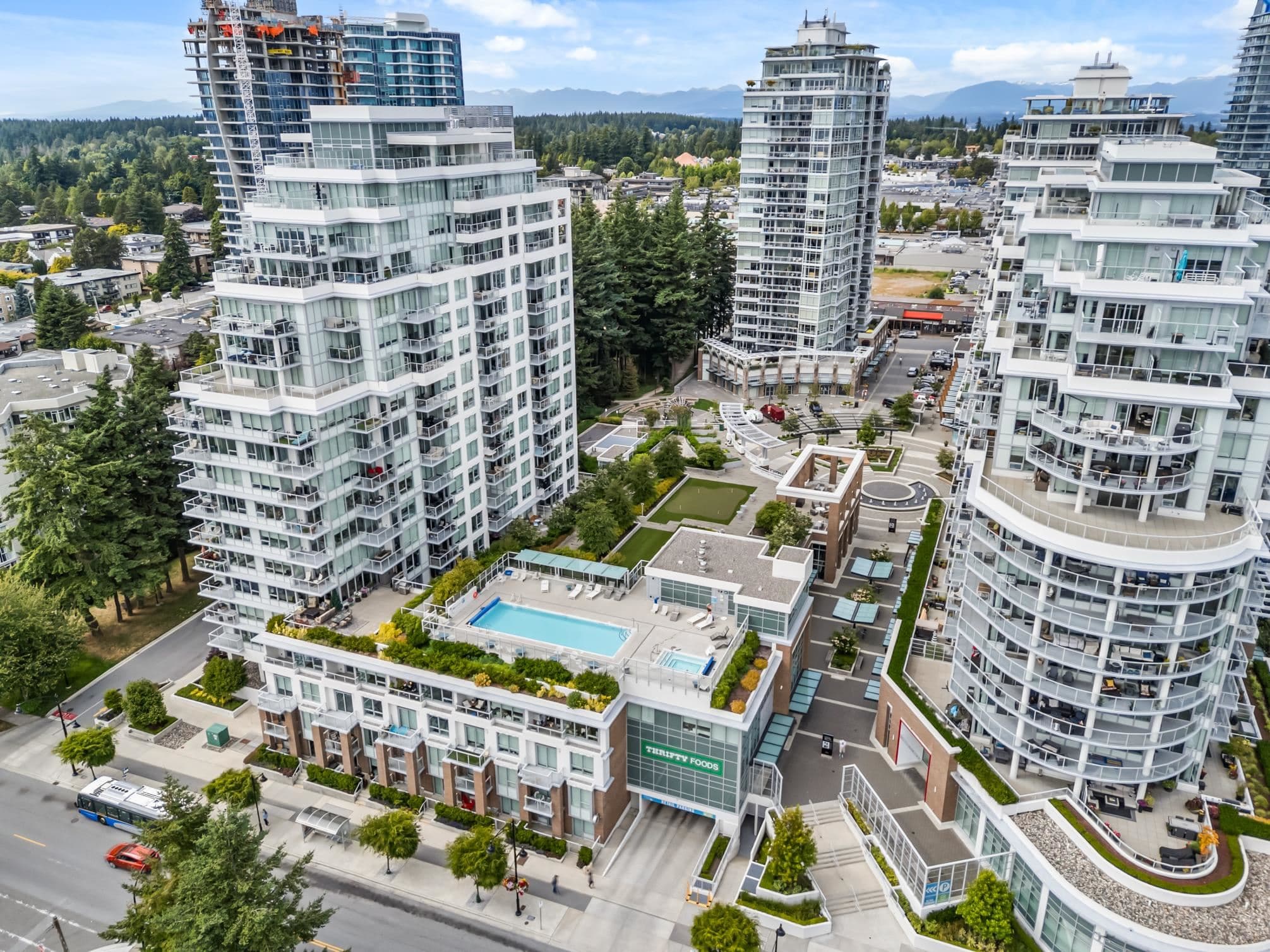 807 - 1473 Johnston Road, Surrey