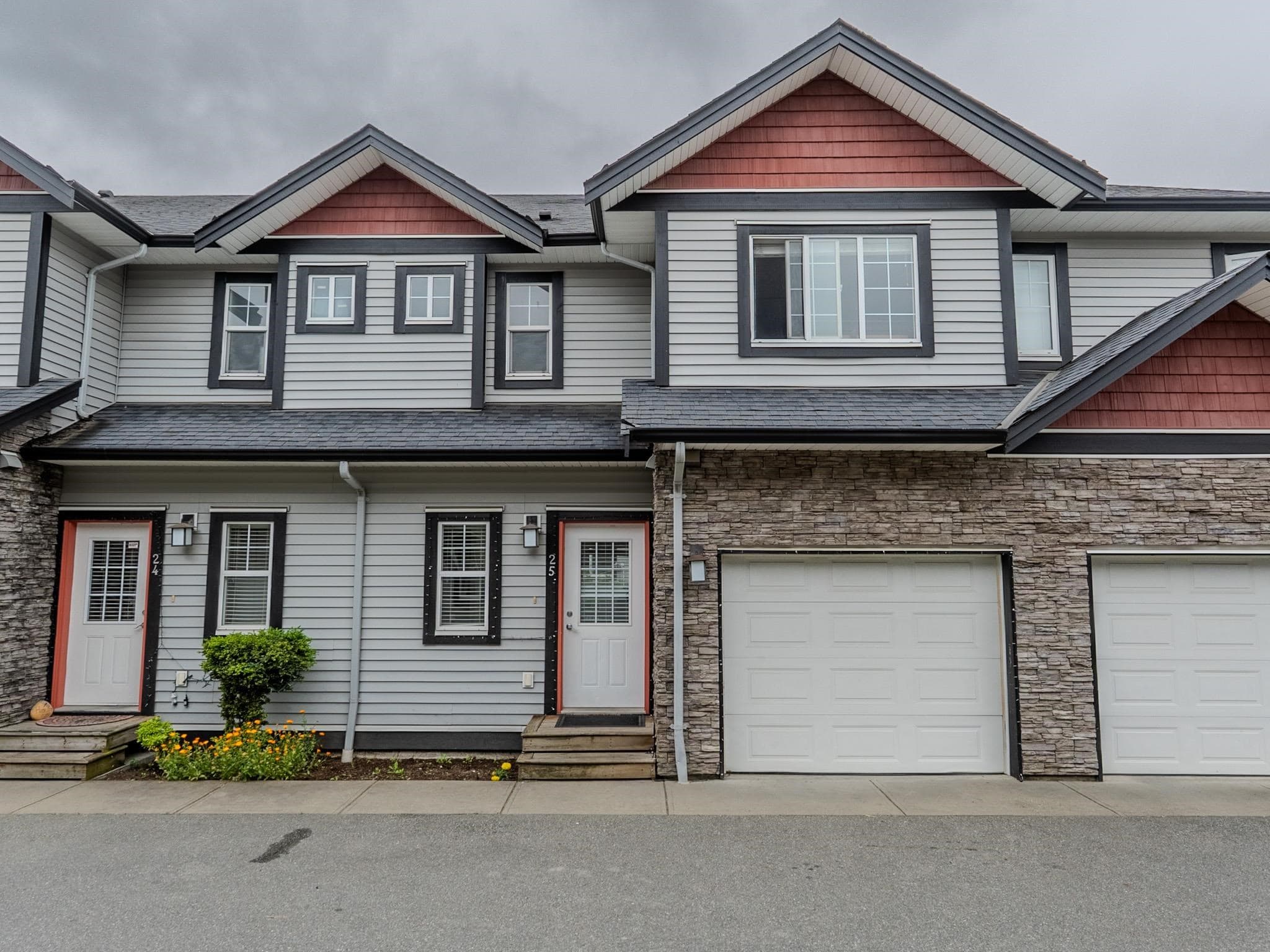 25 - 31235 Upper Maclure Road, Abbotsford, V2T 0B2 — photo 1