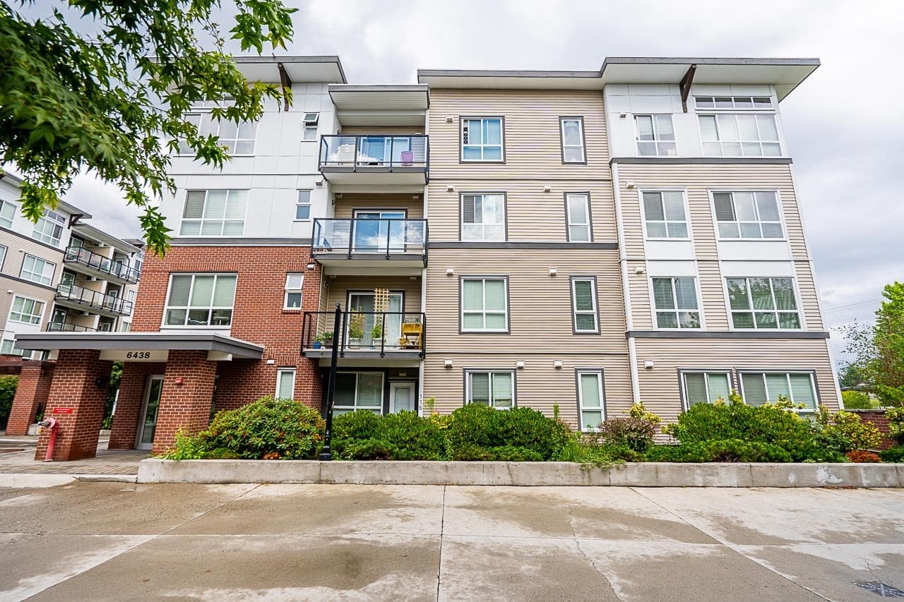202 - 6438 195a Street, Surrey