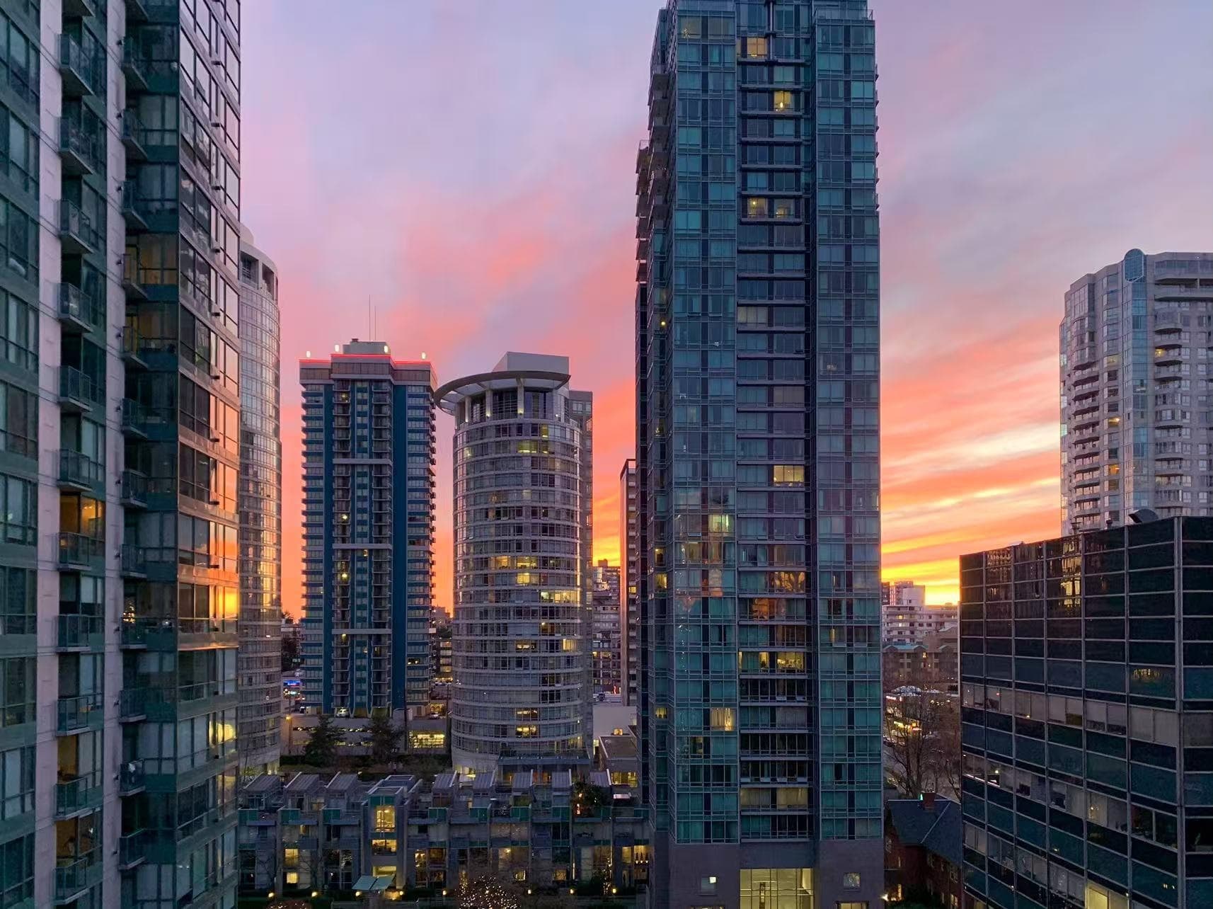 1706 - 1238 Melville Street, Vancouver, V6E 4N2 — photo 3