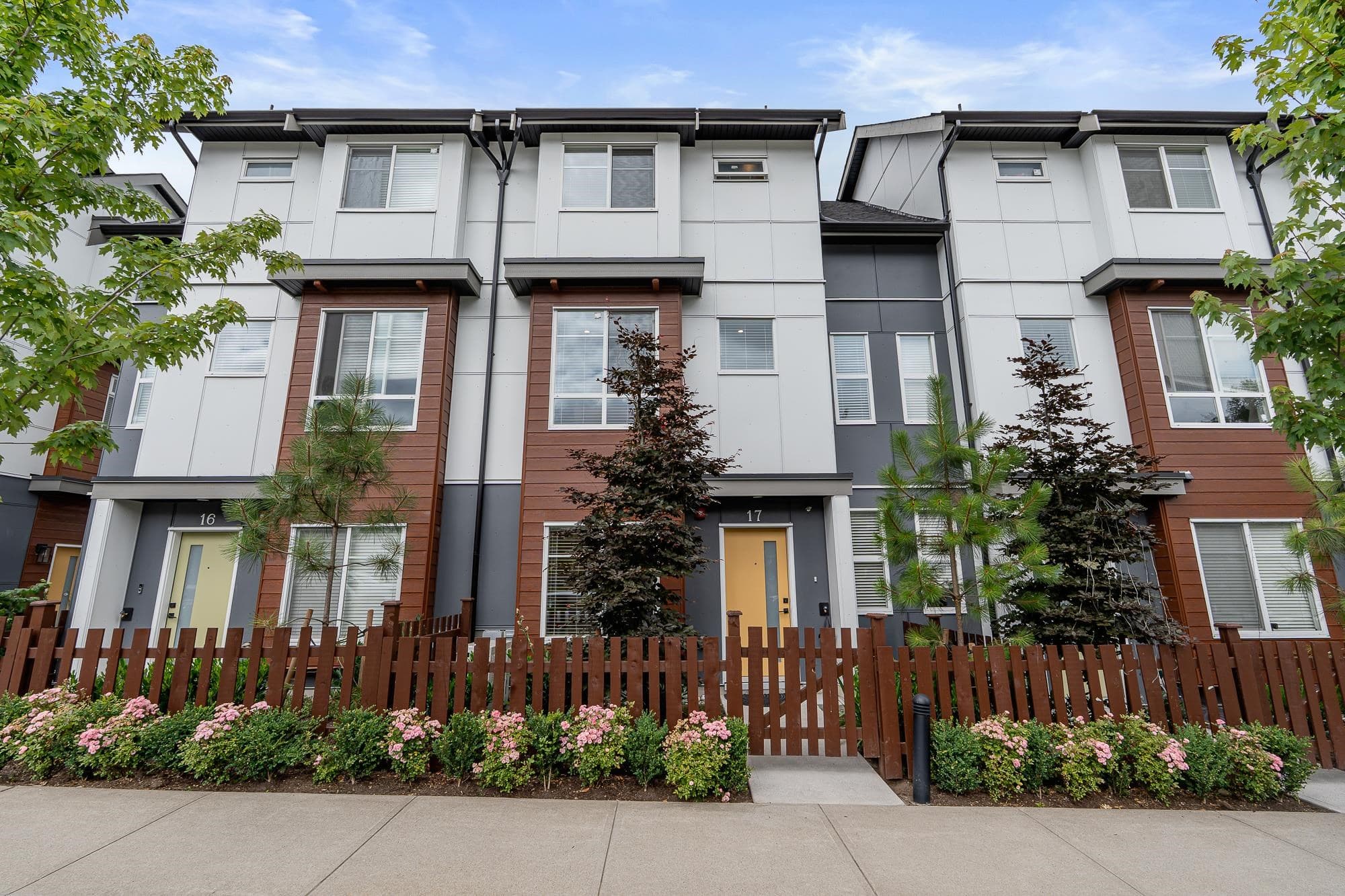 17 - 20155 84 Avenue, Langley, V2Y 3R3 — photo 1