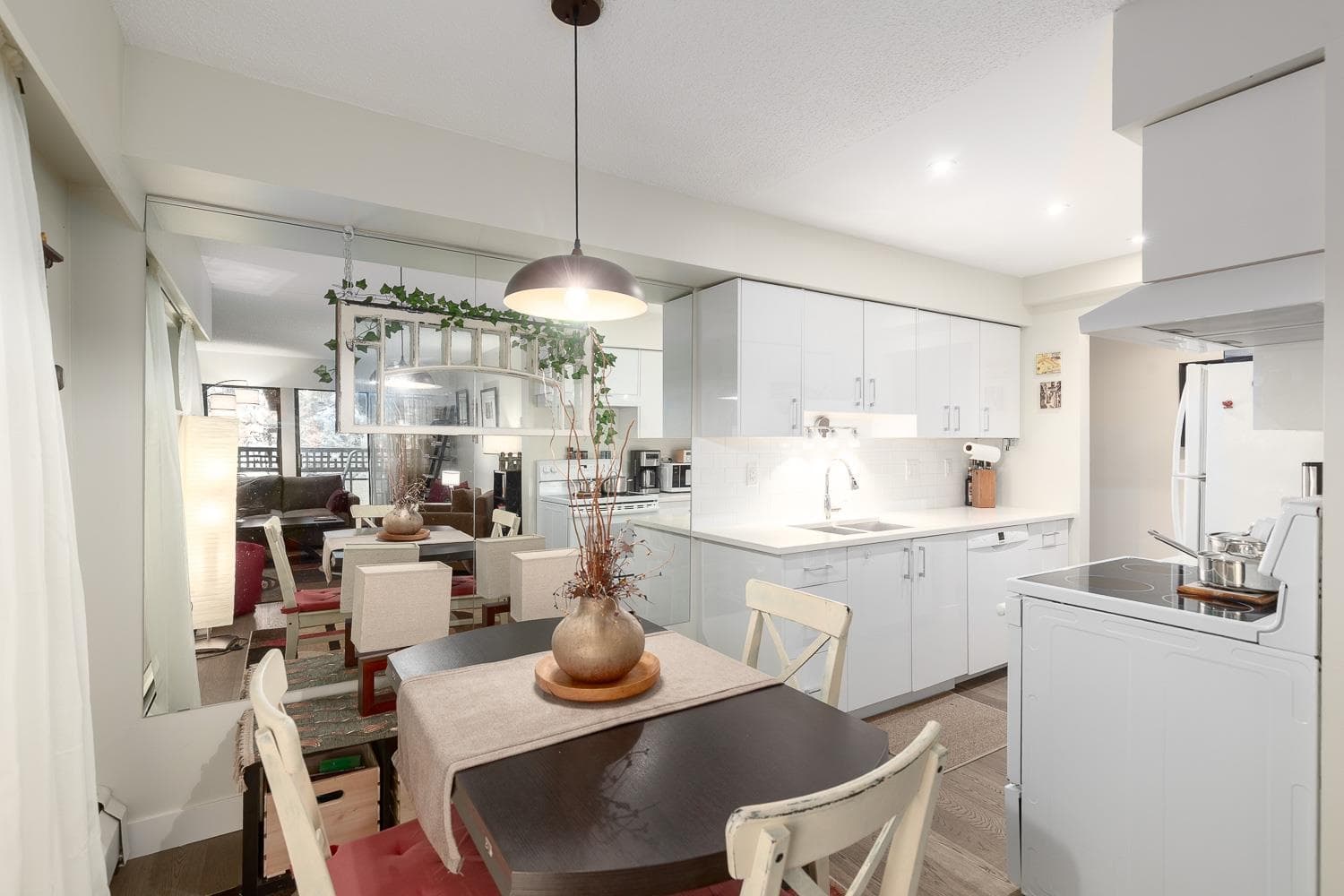 218 - 2320 W 40th Avenue, Vancouver, V6M 4H6 — photo 5