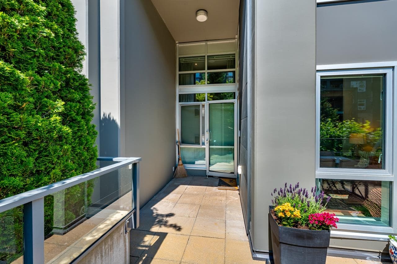 6 - 9150 University High Street, Burnaby, V5A 0C5 — photo 2