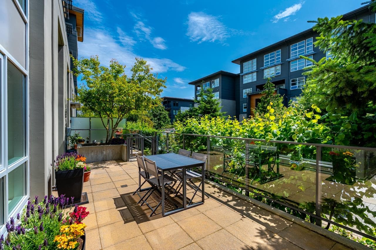 6 - 9150 University High Street, Burnaby, V5A 0C5 — photo 1