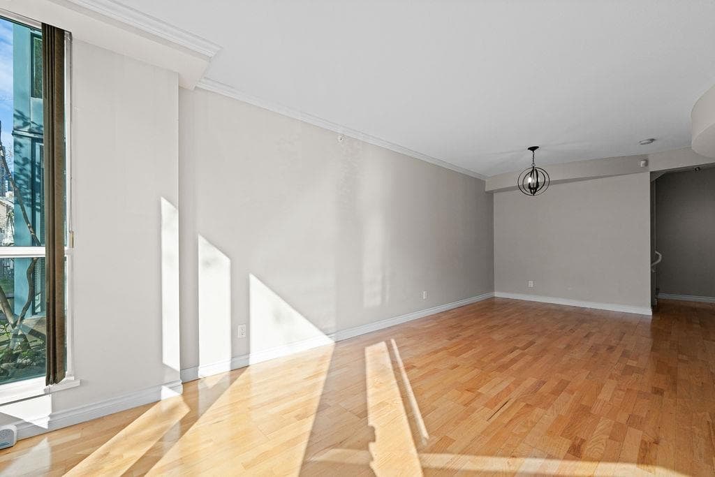 1068 Cambie Street, Vancouver, V6B 6J5 — photo 5