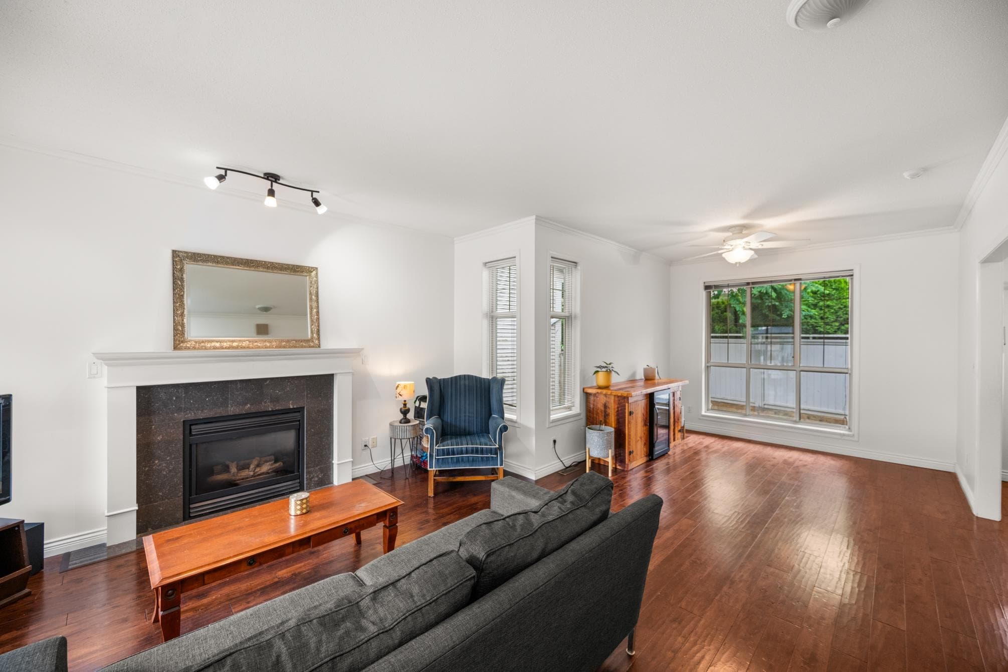 15 - 8675 209 Street, Langley, V1M 3W6 — photo 2