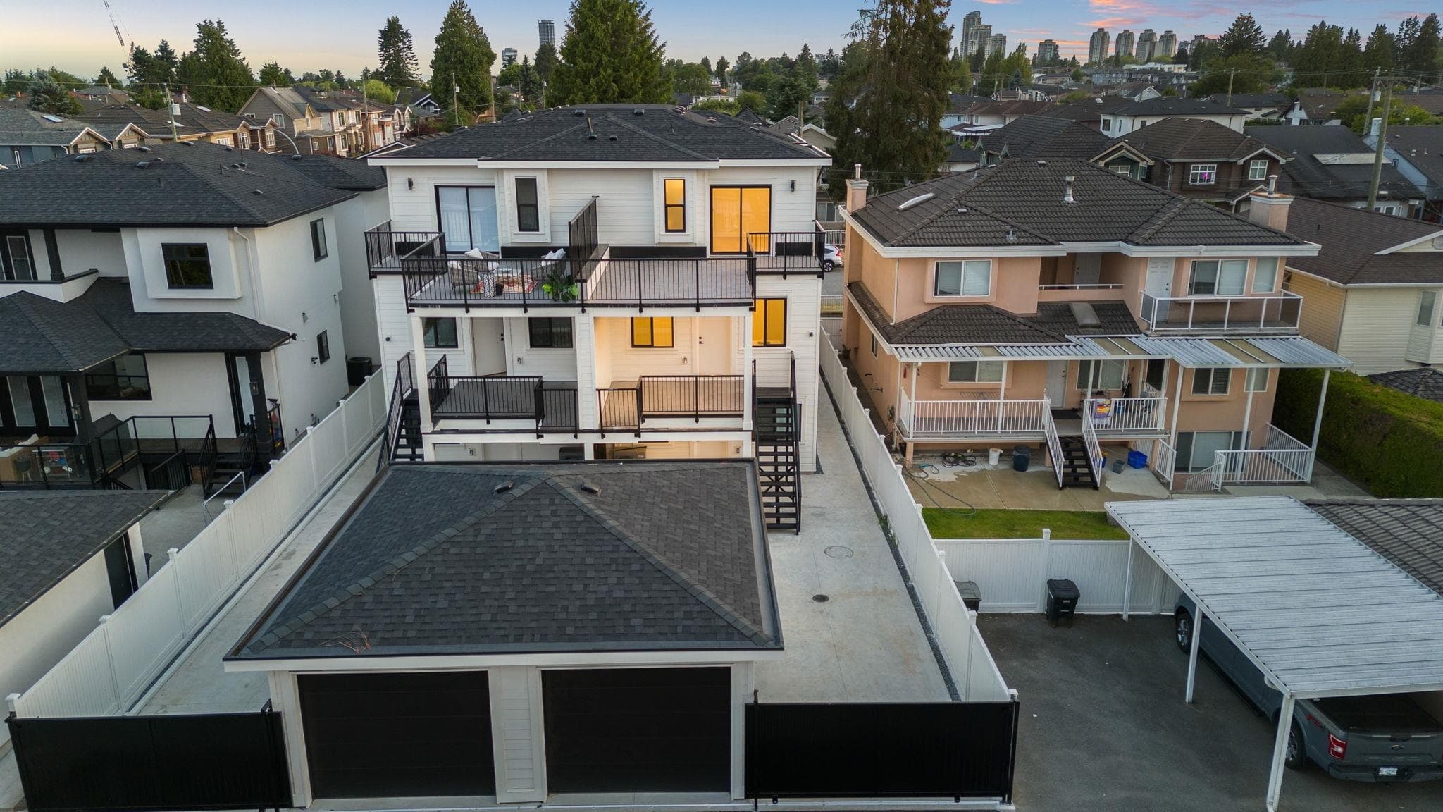 7586 2nd Street, Burnaby, V3N 3R6 — photo 5