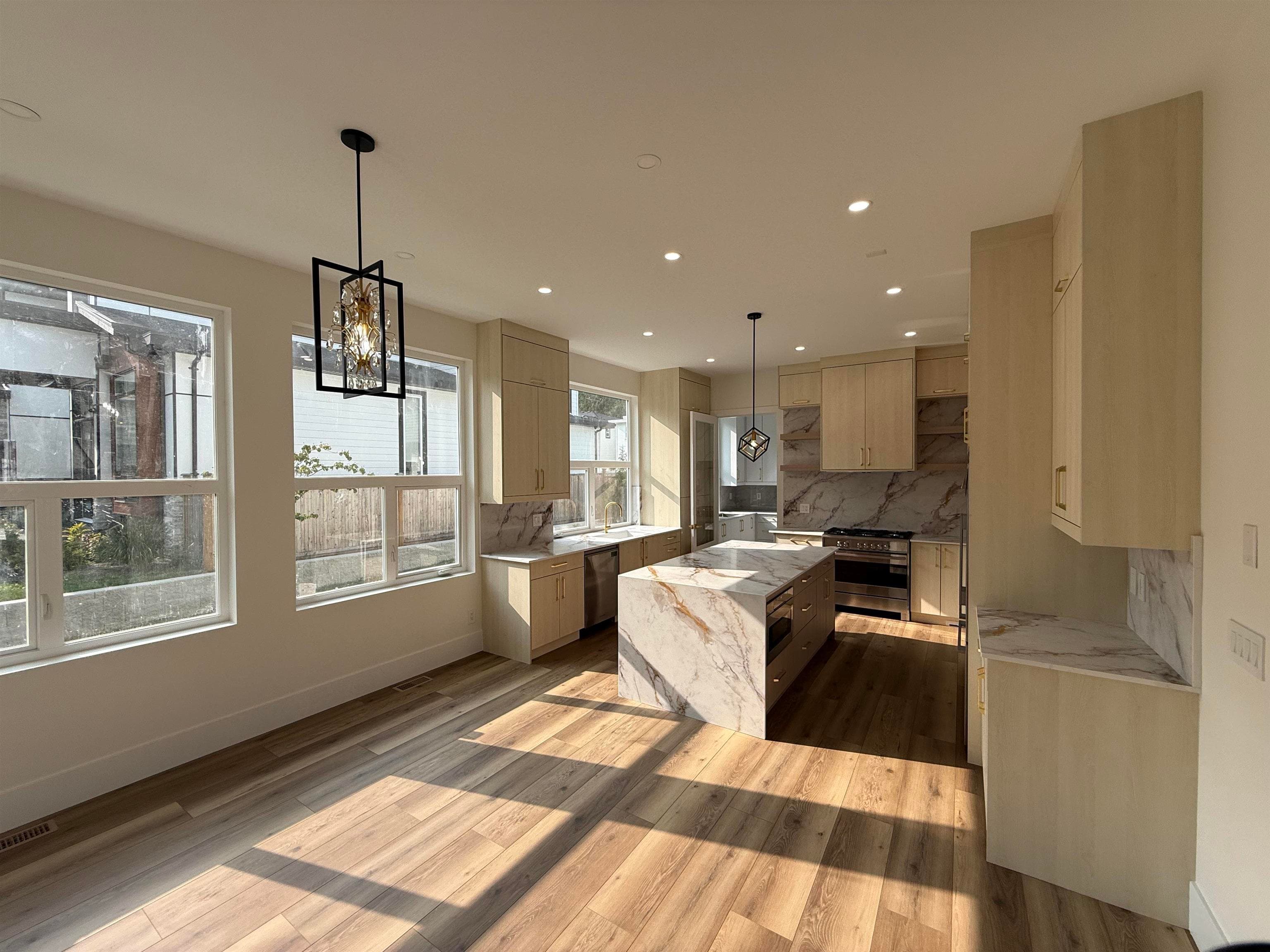 2711 202 Street, Langley, V2Z 0B6 — photo 5