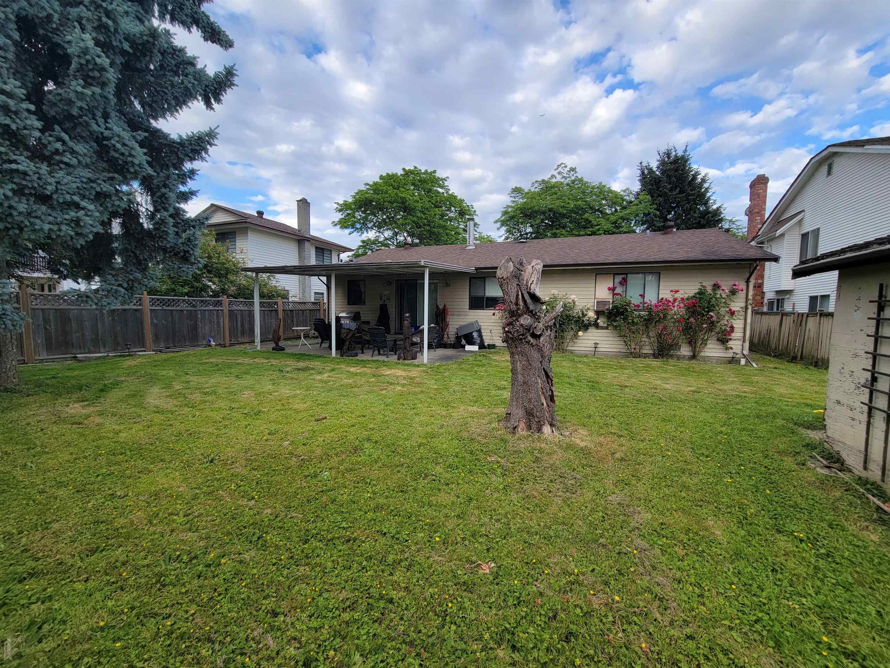 9483 124a Street, Surrey, V3V 7G3 — photo 3