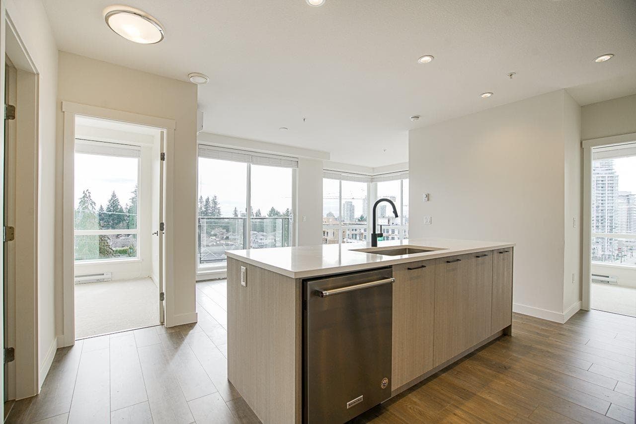 510 - 707 Como Lake Avenue, Coquitlam, V3J 0J5 — photo 4