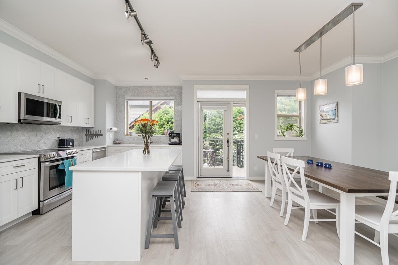 22 - 6033 168 Street, Surrey, V3S 3X7 — photo 5