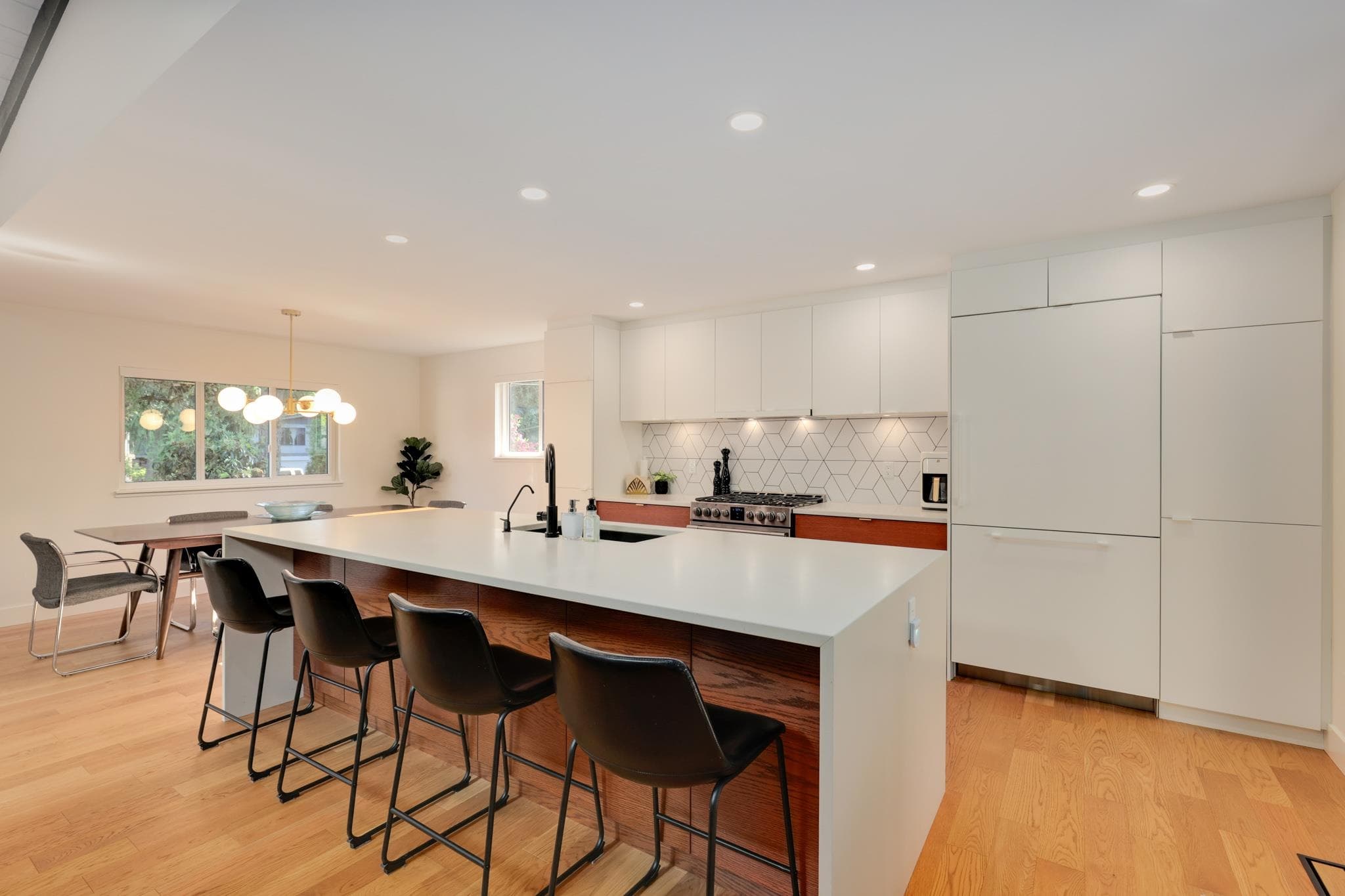 2587 Larkin Avenue, Port Coquitlam, V3B 2H8 — photo 5