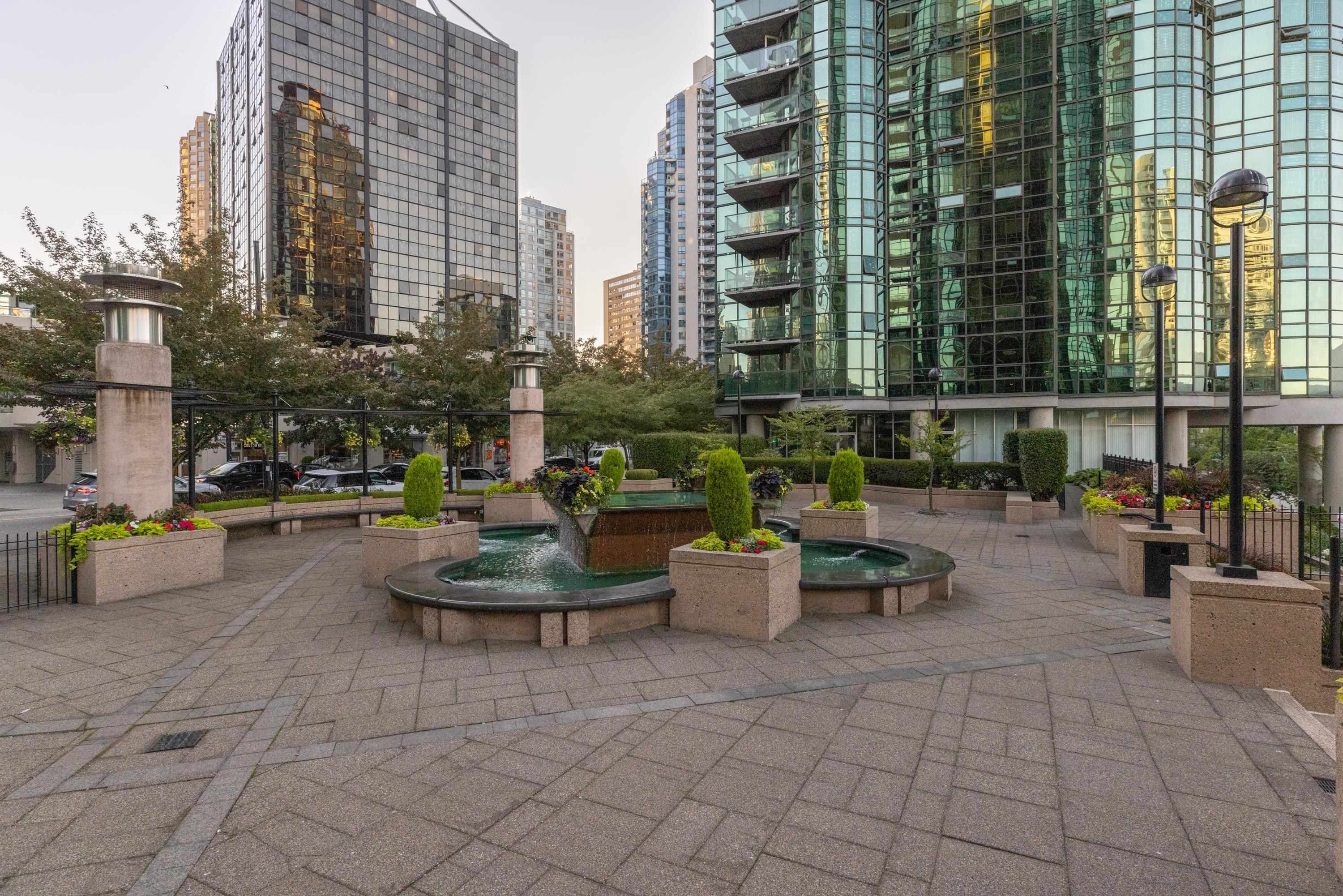 604 - 555 Jervis Street, Vancouver, V6E 4N1 — photo 3