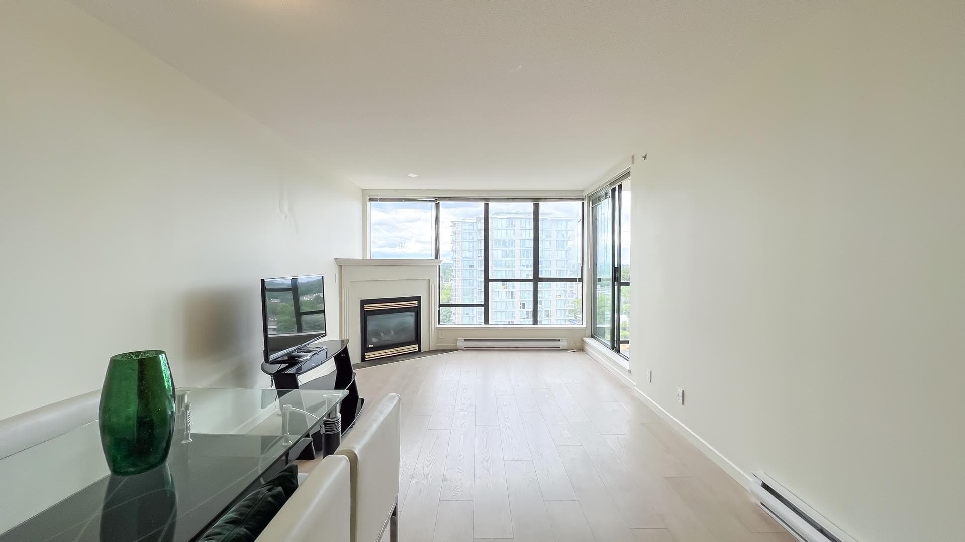 1305 - 8180 Granville Avenue, Richmond, V6Y 4G1 — photo 4