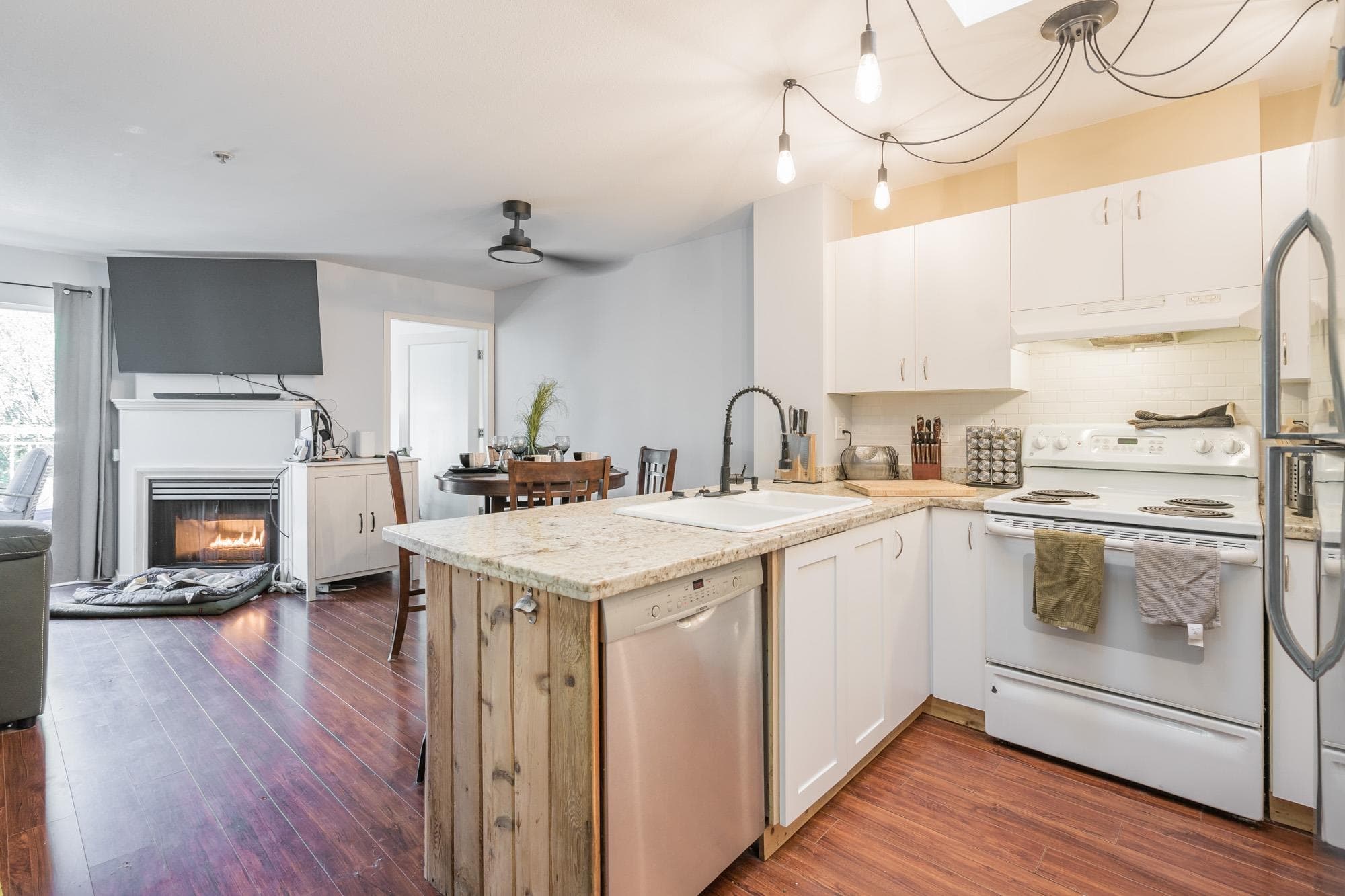 415 - 6359 198 Street, Langley, V2Y 2E3 — photo 1