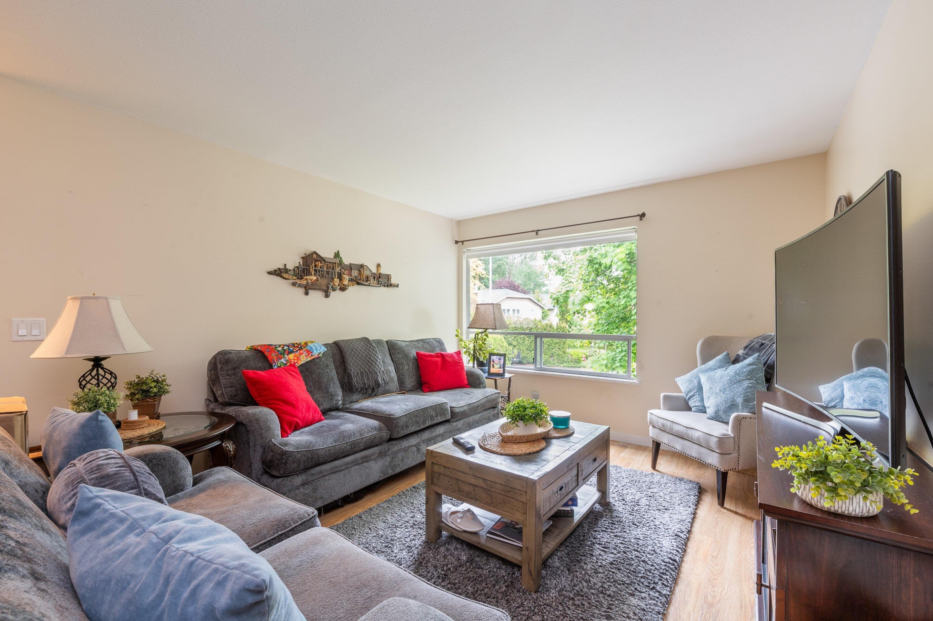 6015 195a Street, Surrey, V3S 7K9 — photo 3