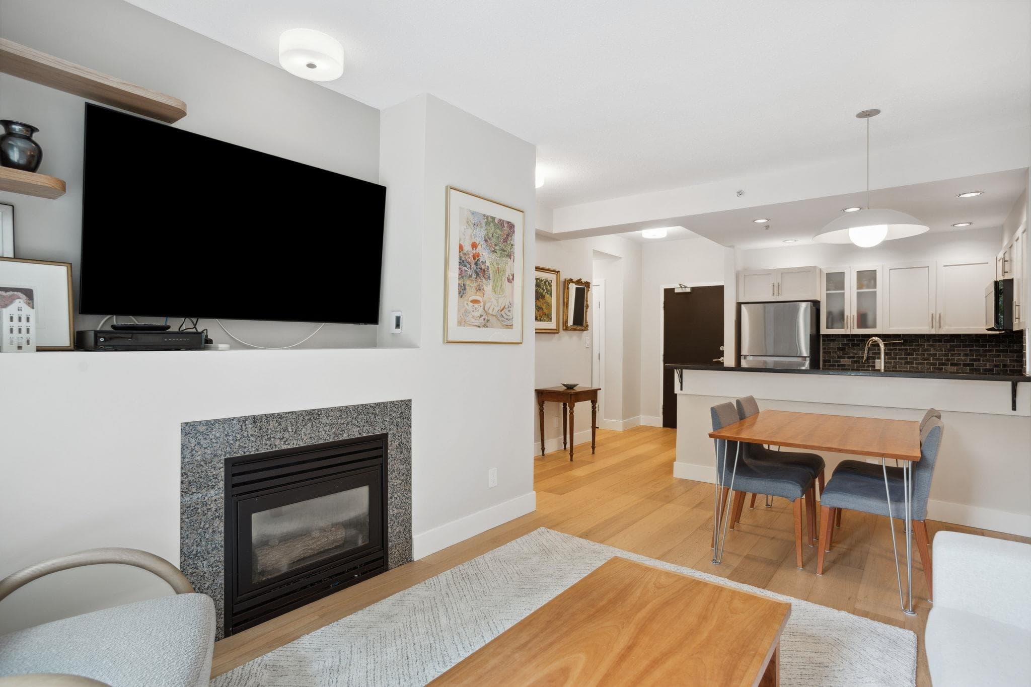 100 - 1688 Robson Street, Vancouver, V6G 1C7 — photo 4
