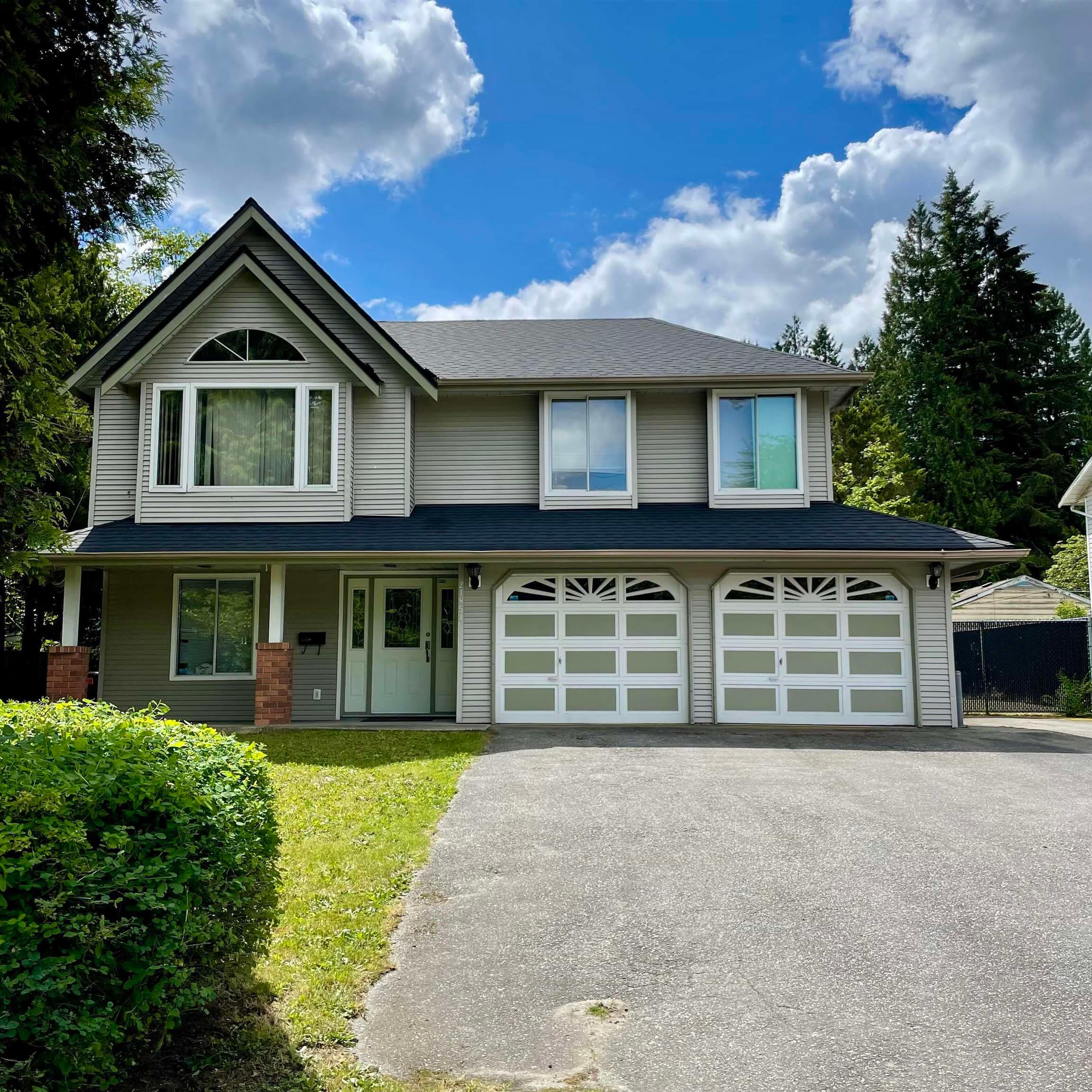 21854 Lougheed Highway, Maple Ridge