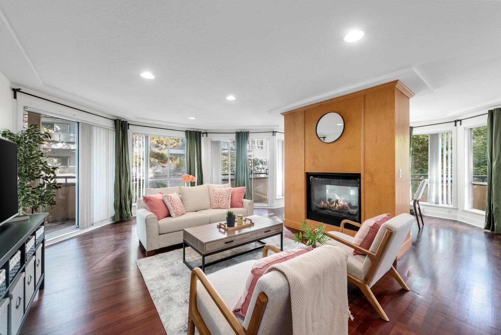 107 - 8600 Lansdowne Road, Richmond