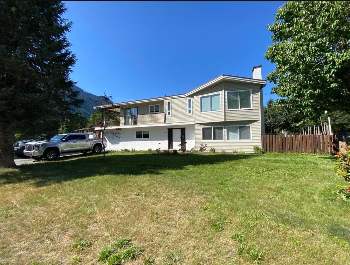 385 Ferry Landing Place, Hope