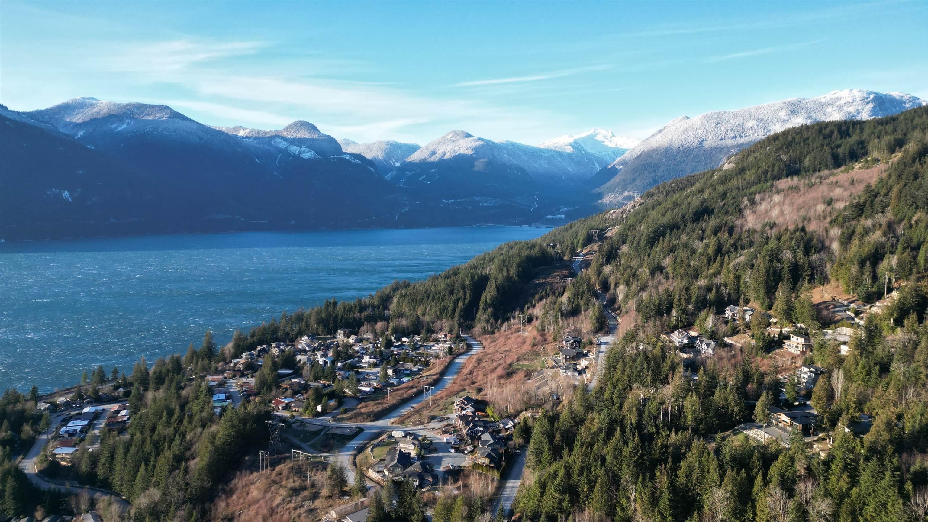 1121 Copper Drive, Squamish, V8B 1J2 — photo 3
