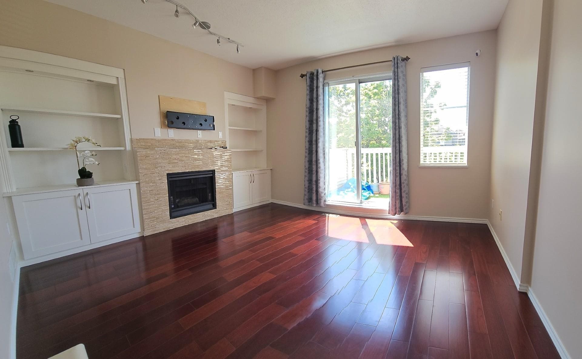 2 - 6588 Barnard Drive, Richmond, V7C 5R8 — photo 4