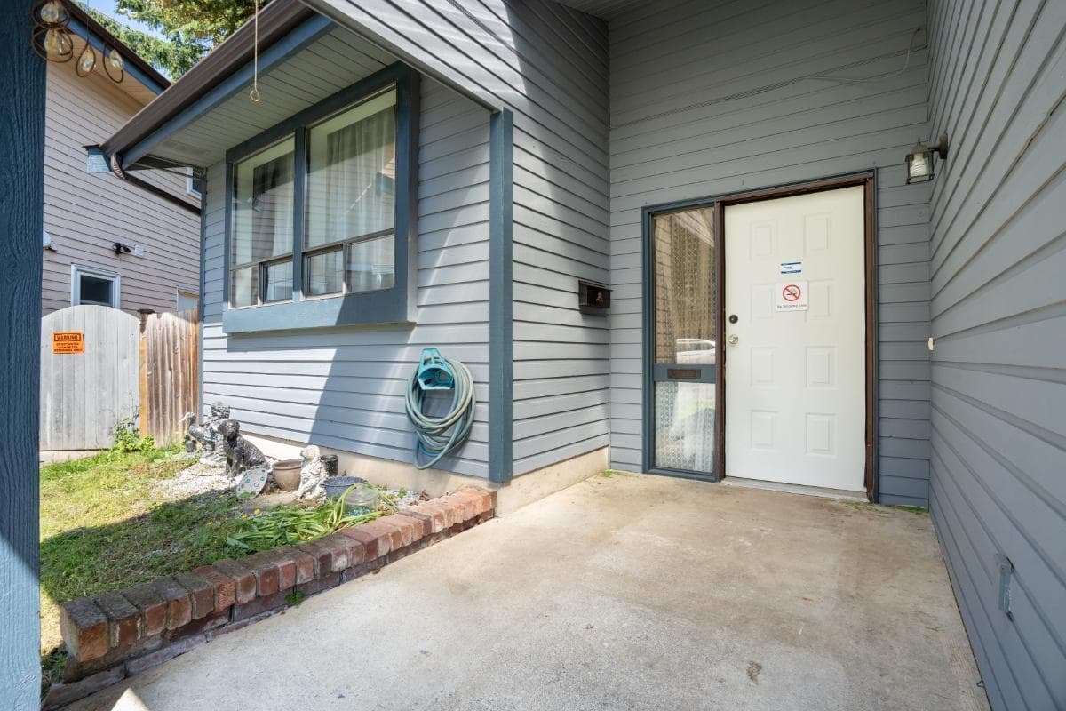 13363 65a Avenue, Surrey, V3W 8T2 — photo 3
