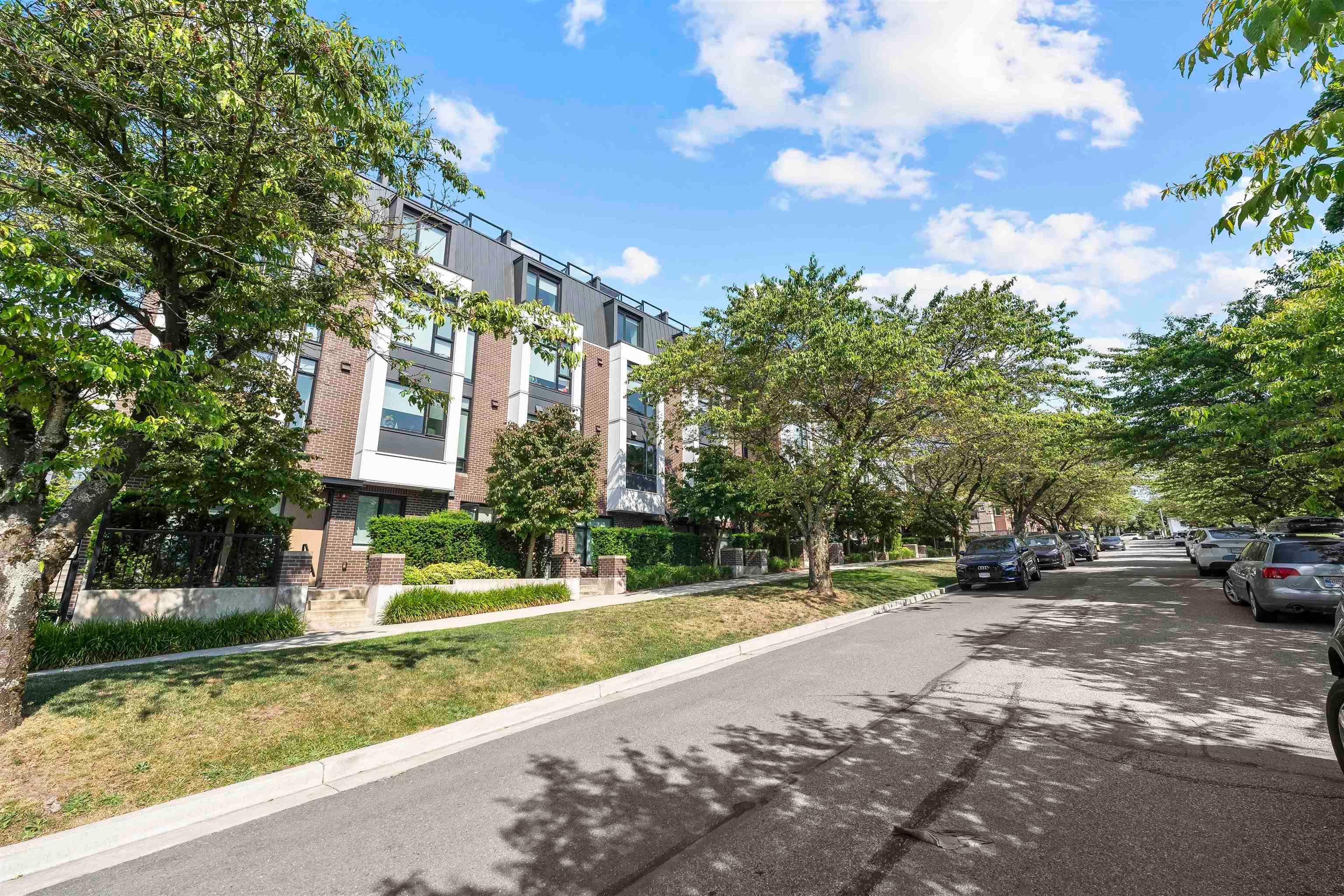 7605 Yukon Street, Vancouver