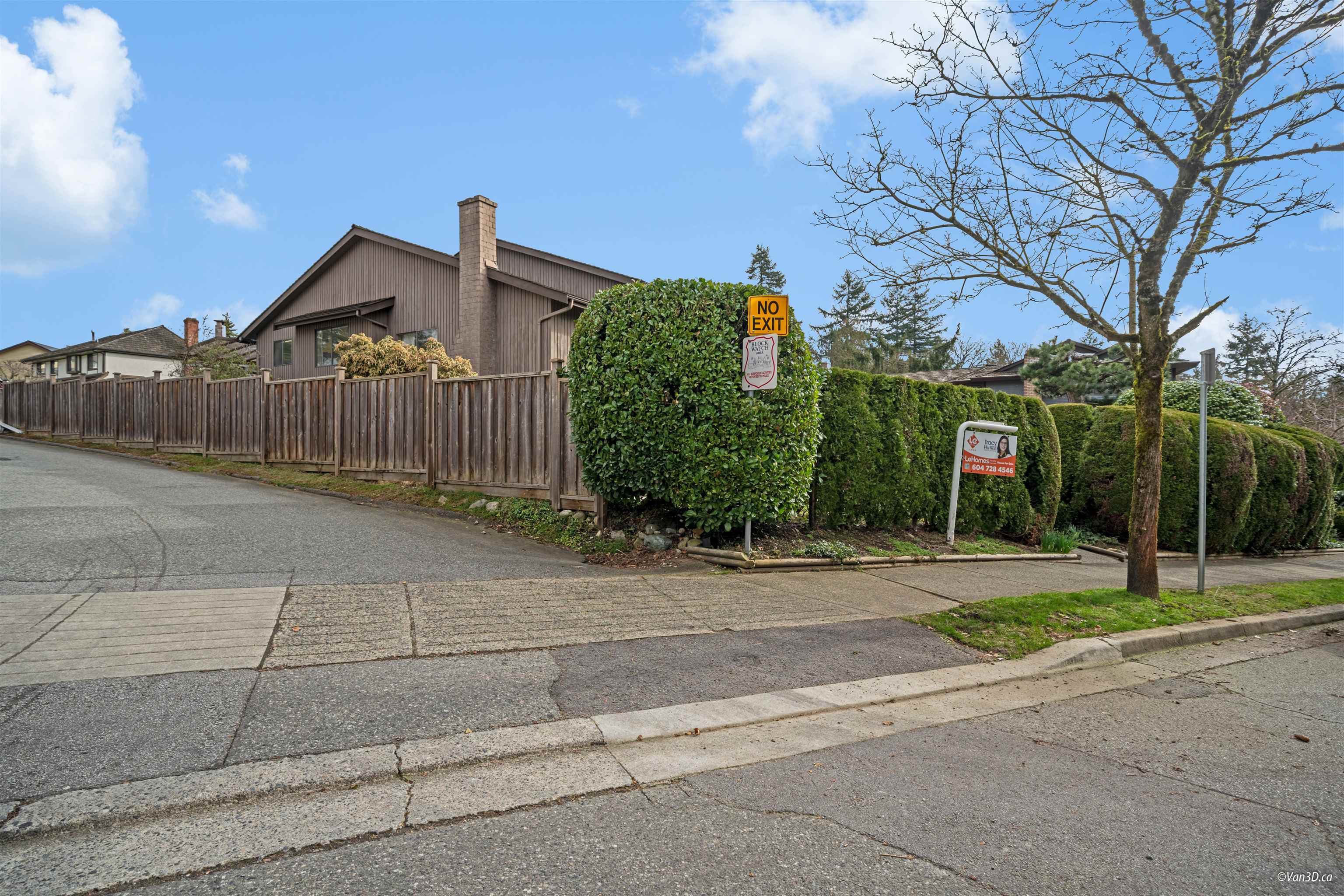 8241 Brynlor Drive, Burnaby, V5E 4E2 — photo 2