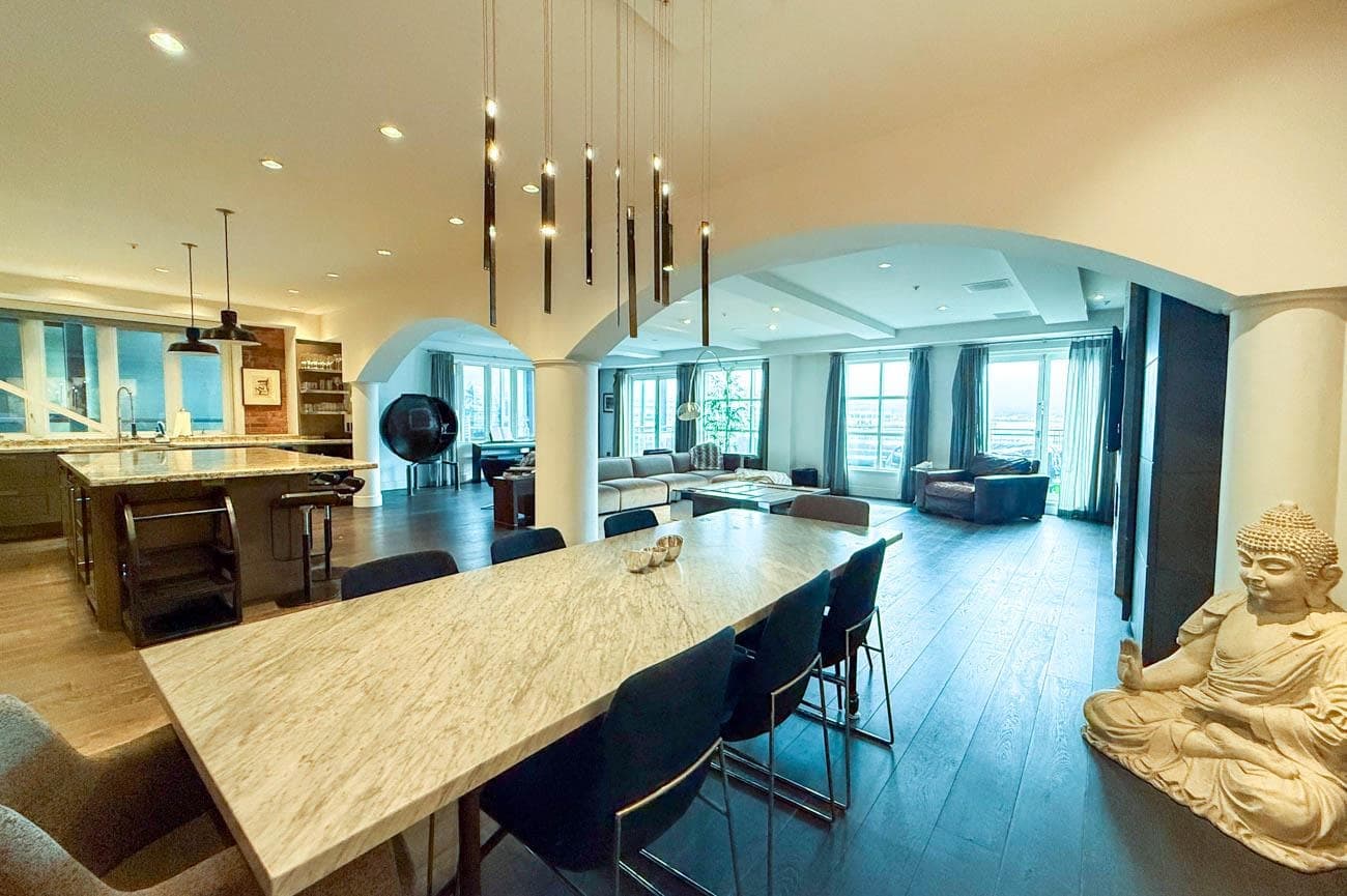 201 - 141 Water Street, Vancouver, V6B 1A7 — photo 3