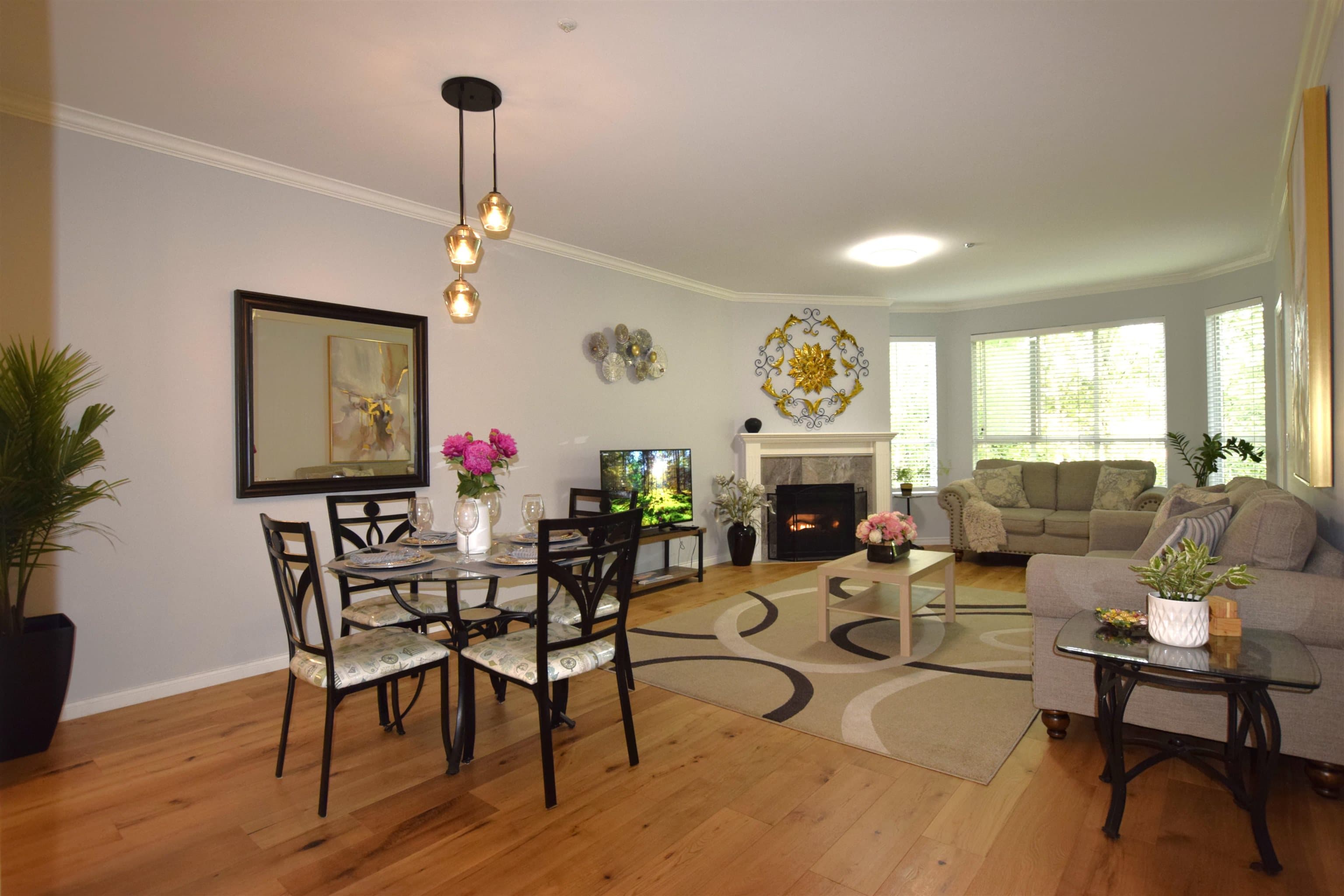 304 - 5646 200 Street, Langley, V3A 1M8 — photo 1