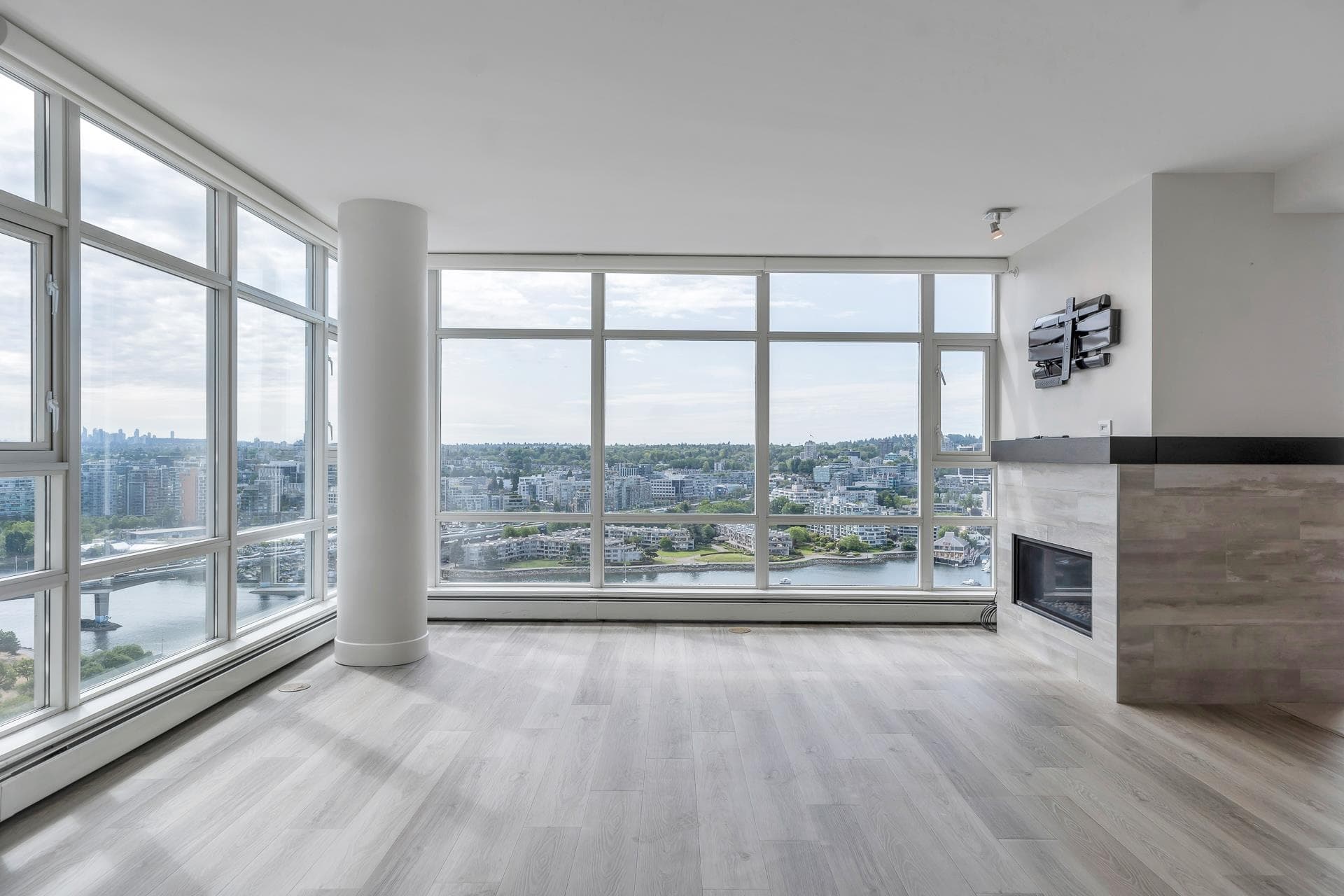 2706 - 198 Aquarius Mews, Vancouver, V6Z 2Y4 — photo 4
