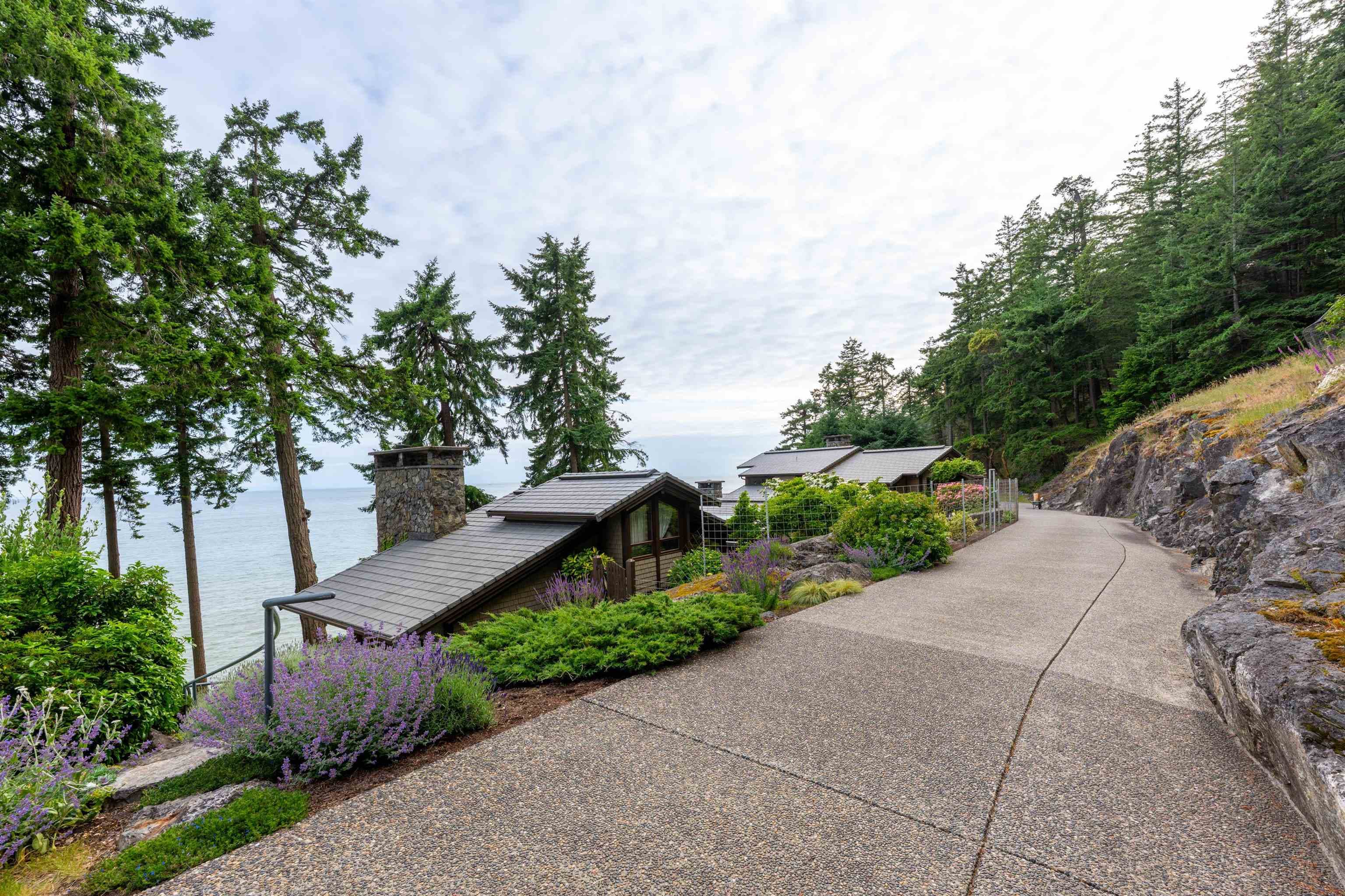 1299 Fairweather Road, Bowen Island, V0N 1G2 — photo 5